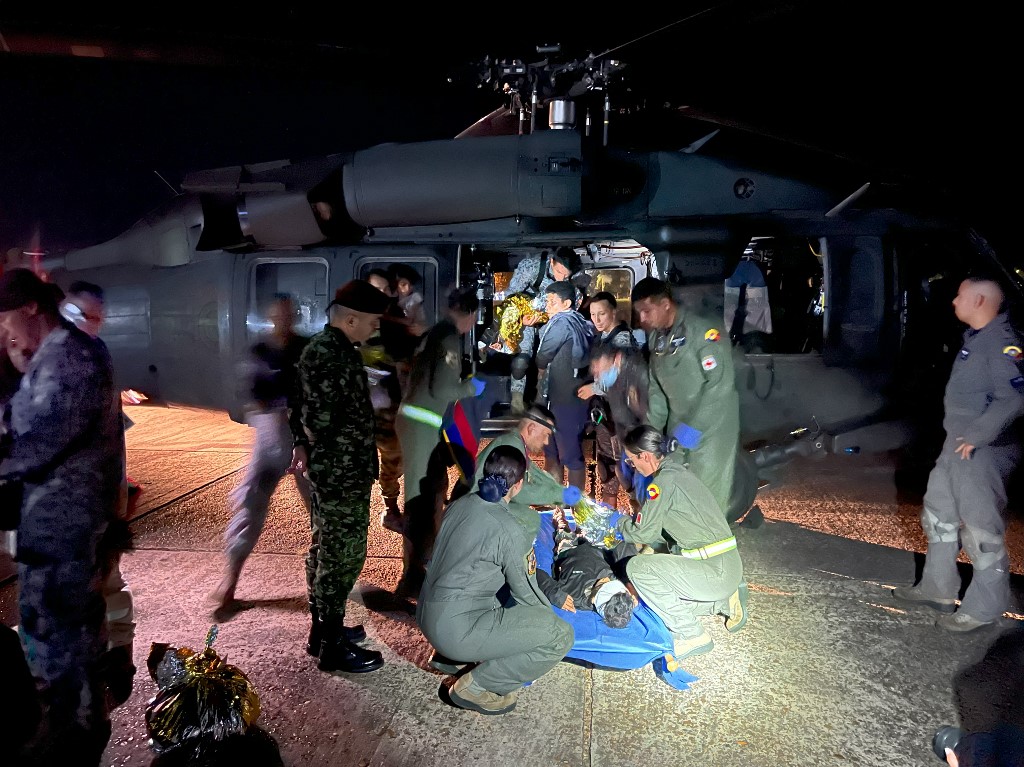 Los niños fueron rescatados después de permanecer 40 días perdidos en la selva de Colombia.