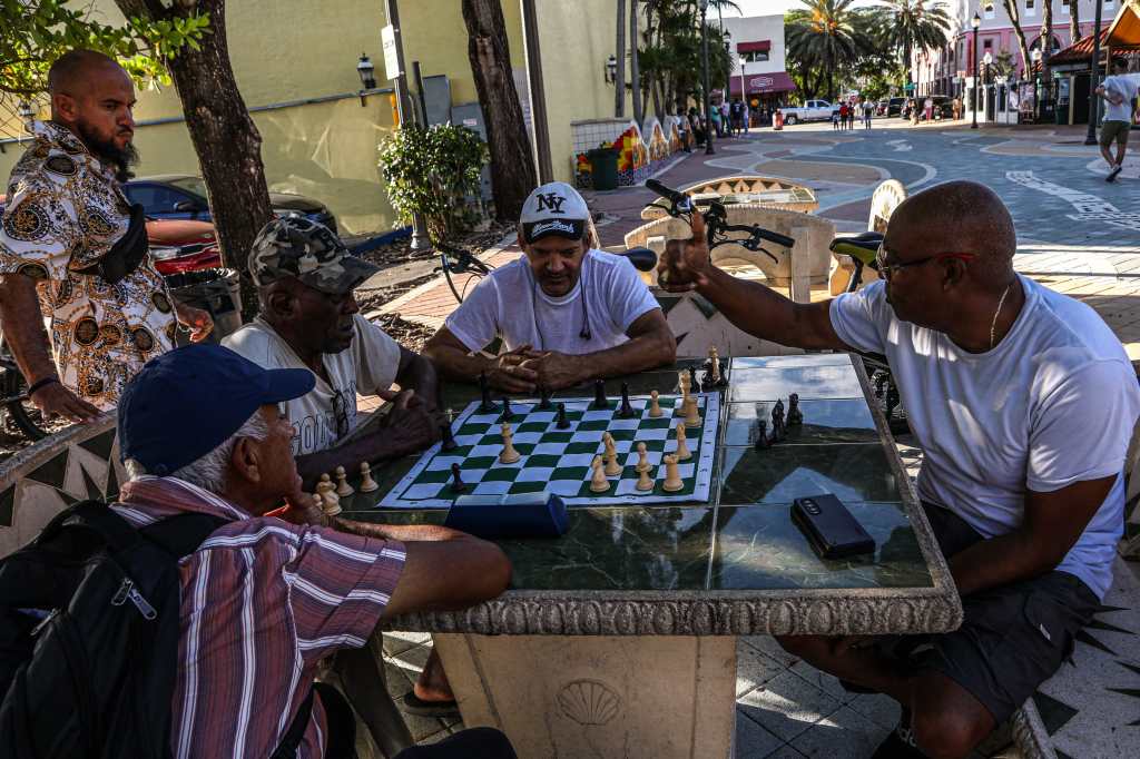 hispanos en Miami