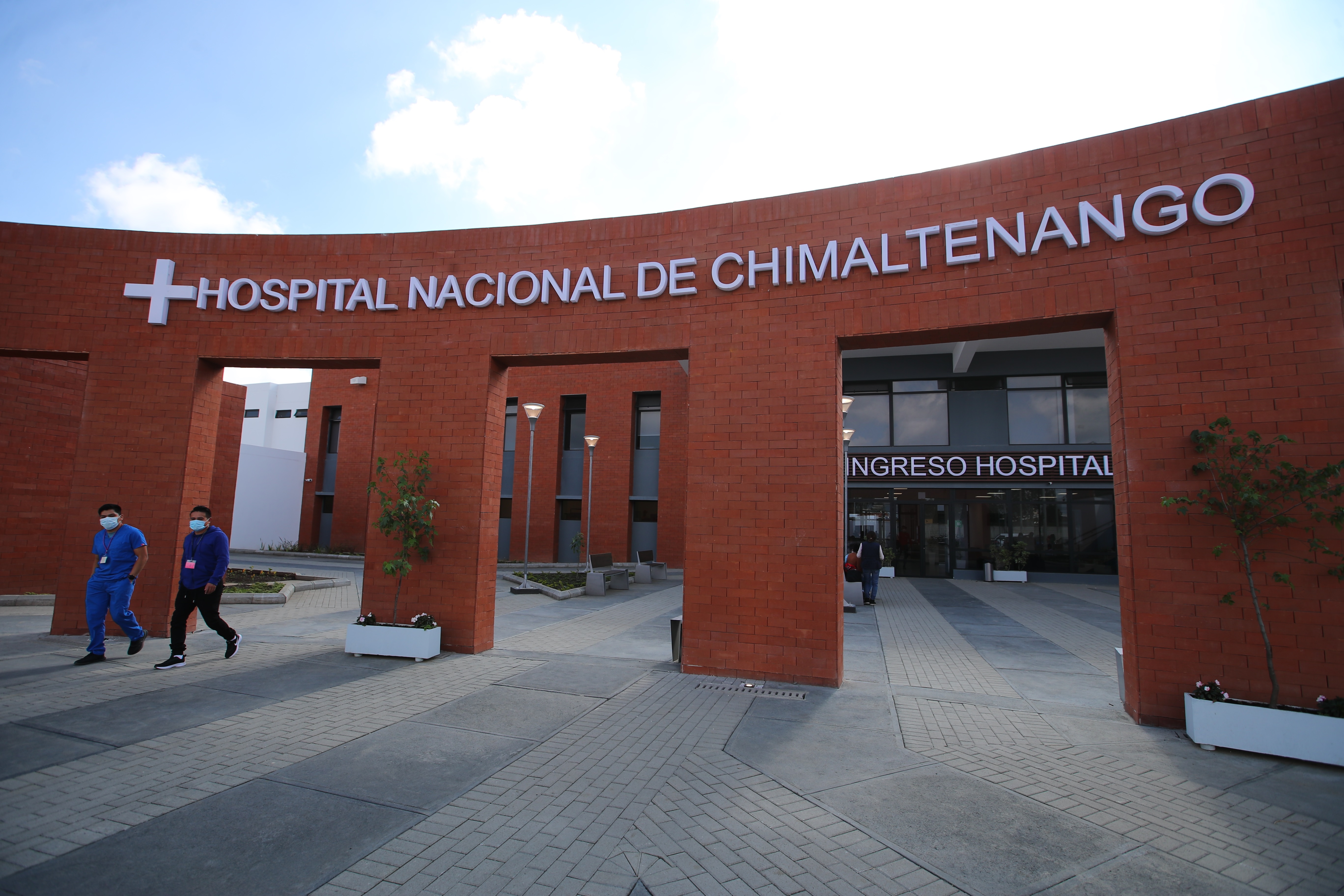 En el recién construido Hospital Nacional de Chimaltenango se detectaron anomalías por más de Q67 millones. (Foto Prensa Libre: Hemeroteca PL)