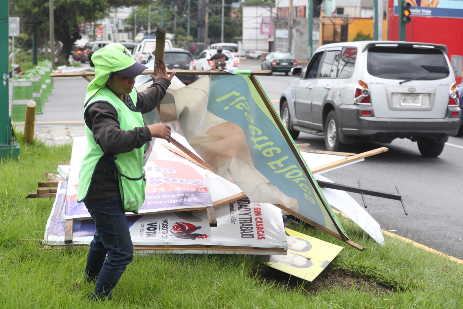 Municipalidad retira campaña electoral