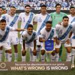 Jugadores de la Selección de Guatemala se alistan para un juego en la Copa Oro de la Concacaf en 2023.