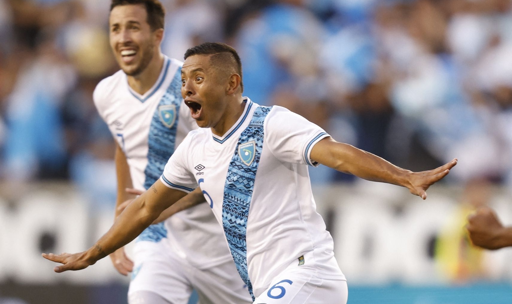 Carlos Mejía celebra el gol que consiguió contra Guadalupe en la Copa Oro 2023.