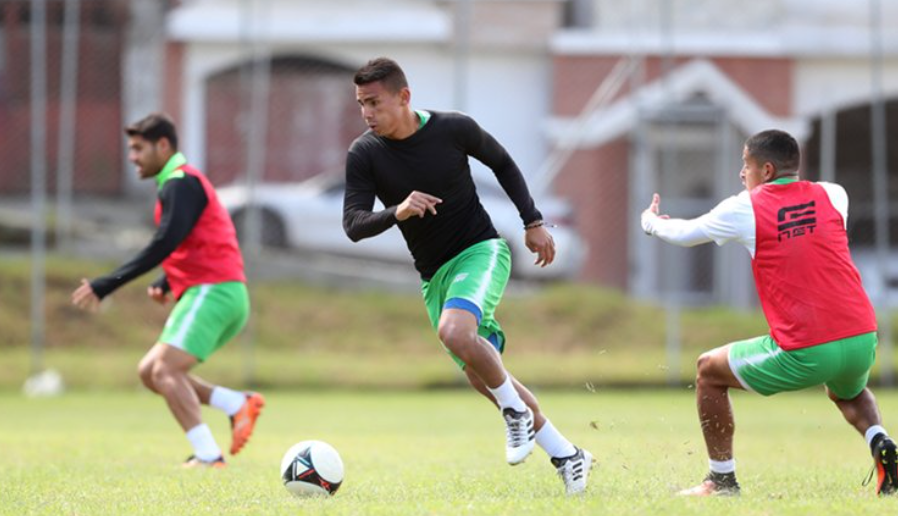 Andrés Lezcano demostró su apoyó al Cartaginés de Costa Rica