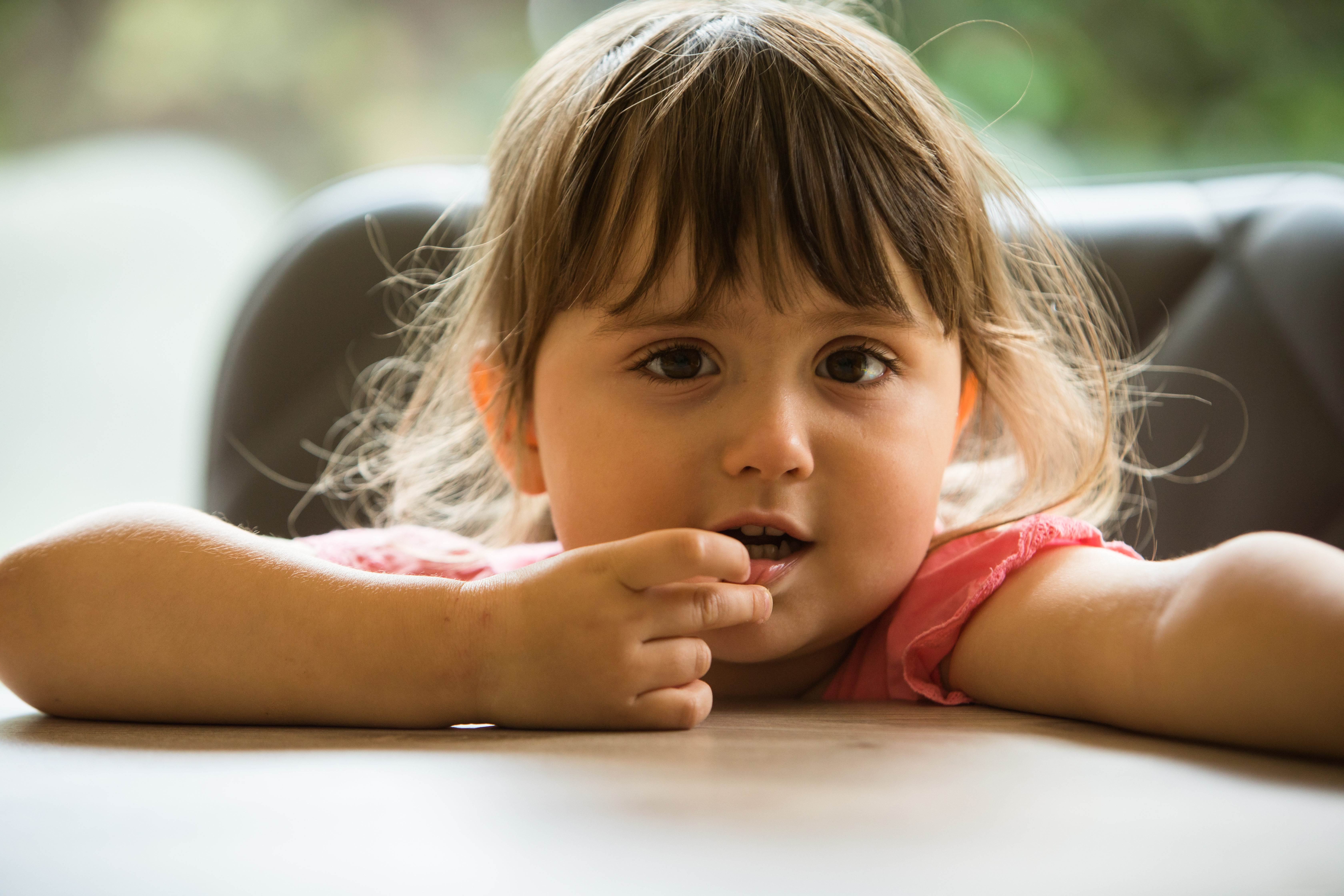 Mi hijo se come las uñas: ¿cómo ayudarlo a abandonar este hábito?