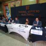 El Pleno del TSE frenó la suspensión al partido político del binomio electo hasta que concluya el periodo electoral. Fotografía: Prensa Libre.