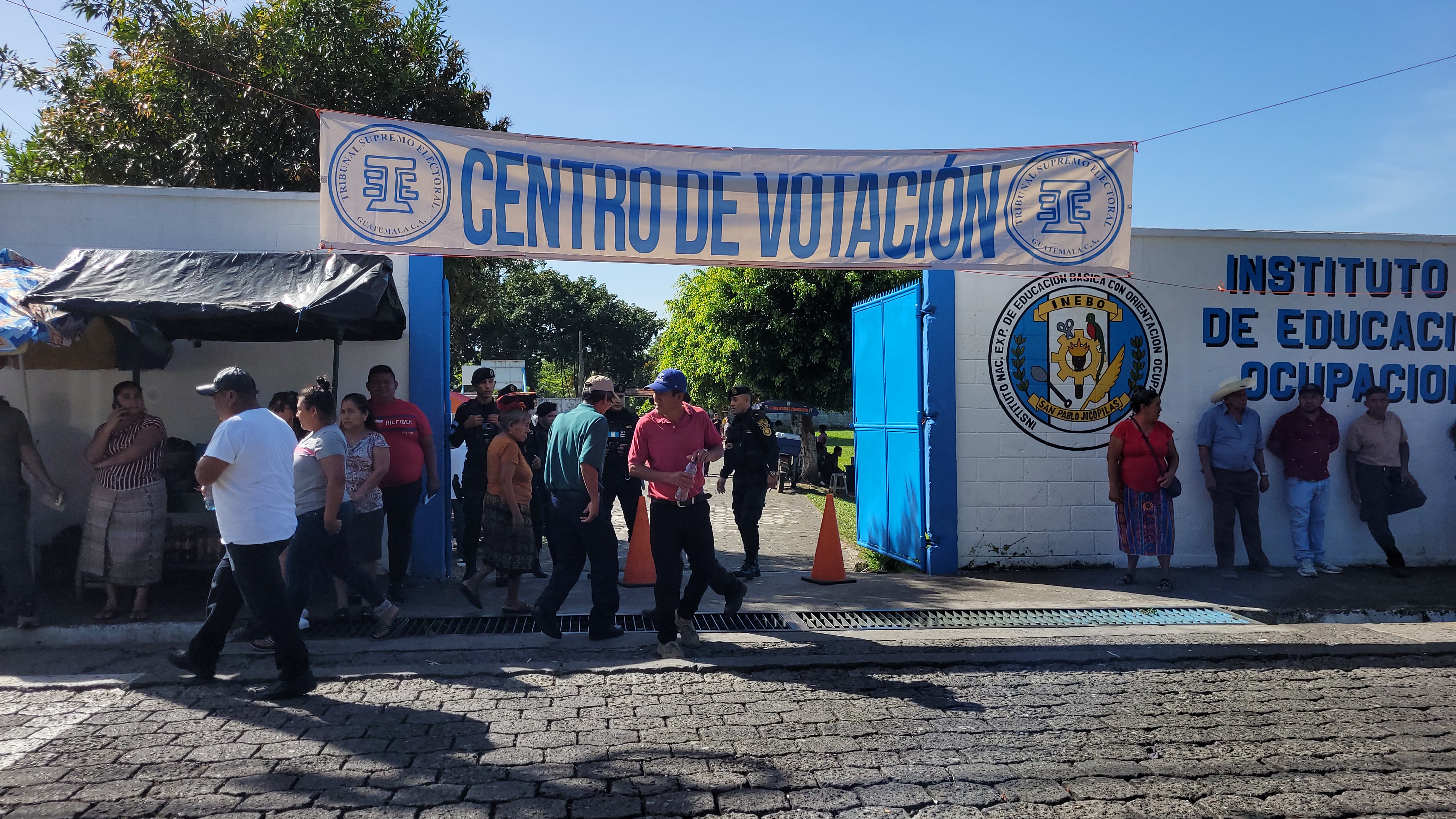 Melvin Paolo Macario Taquiej gobernará por otros cuatro años el municipio de San Pablo Jocopilas, Suchitepéquez. Fue reelecto con el partido Vamos. Había llegado a la alcaldía por la UCN. (Foto Prensa Libre: Marvin Túnchez).