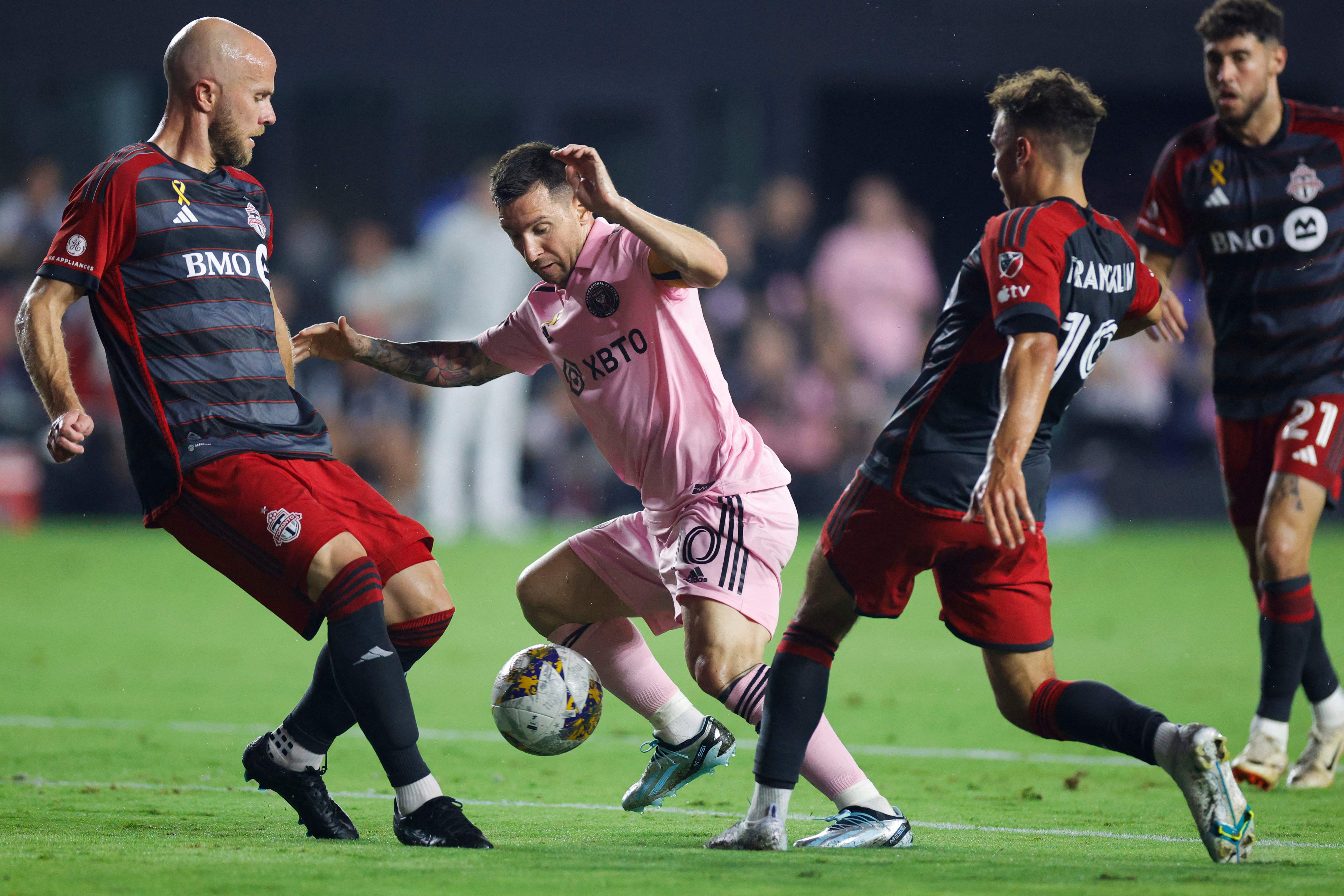 Lionel Messi vs Toronto