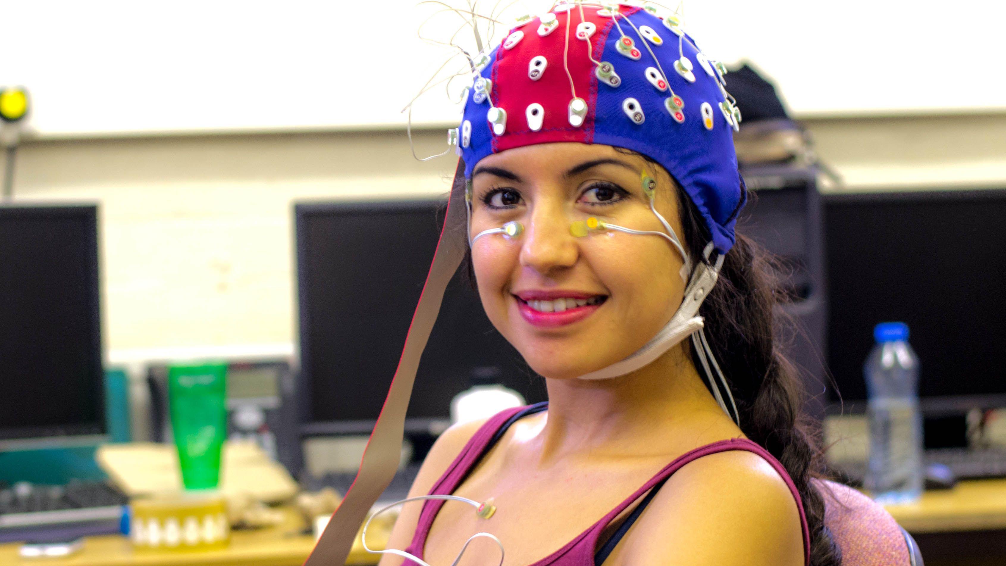 La neurotecnología está generando grandes cambios en la atención de salud, pero sus avances pueden ser usados también para otros fines. GETTY IMAGES