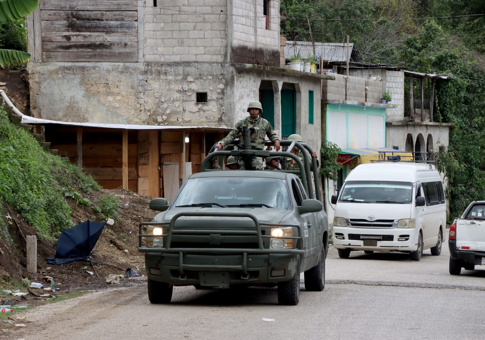 La frontera común de Guatemala y México en los departamentos de San Marcos, Huehuetenango y Petén y el estado de Chiapas, es escenario de una lucha de los cárteles de la droga. (Foto Prensa Libre: cortesía Ernesto Muñoz / El Sol de México).