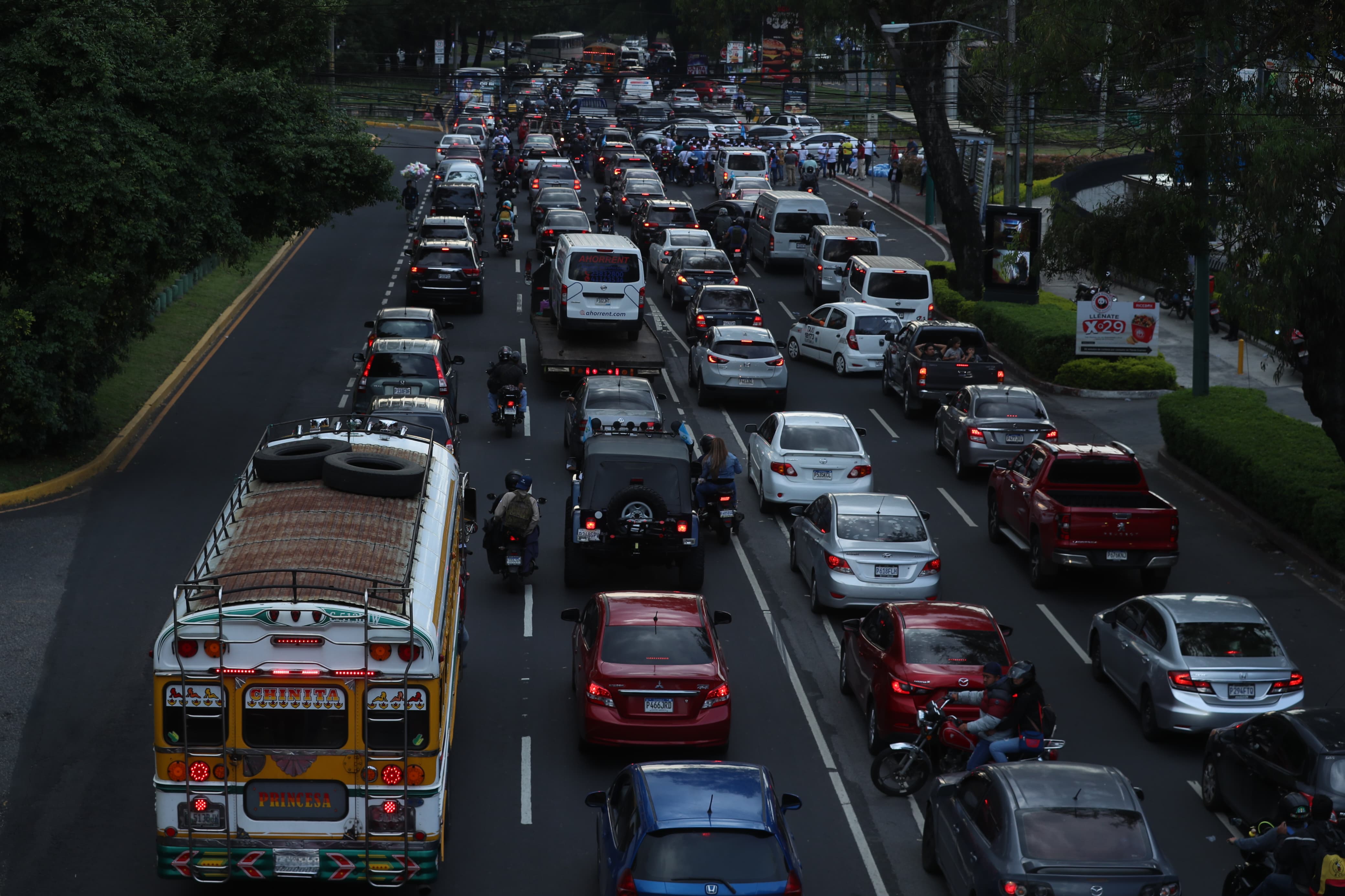 Tráfico vehicular en el Obelisco