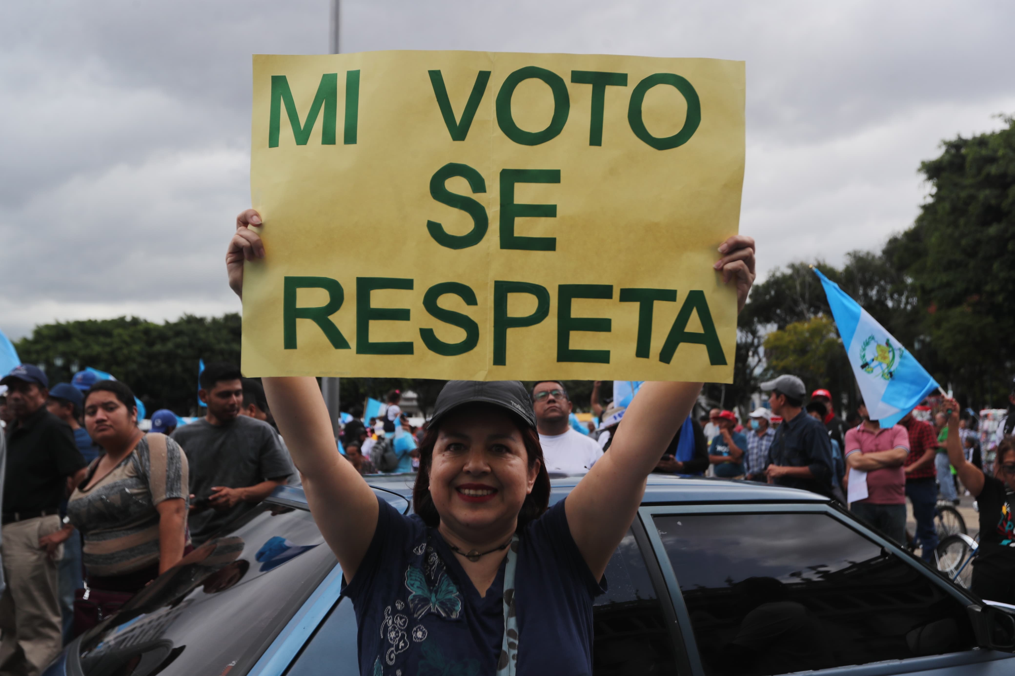 Fotos: Así fue la manifestación contra Consuelo Porras y Rafael Curruchiche y los mensajes que enviaron'