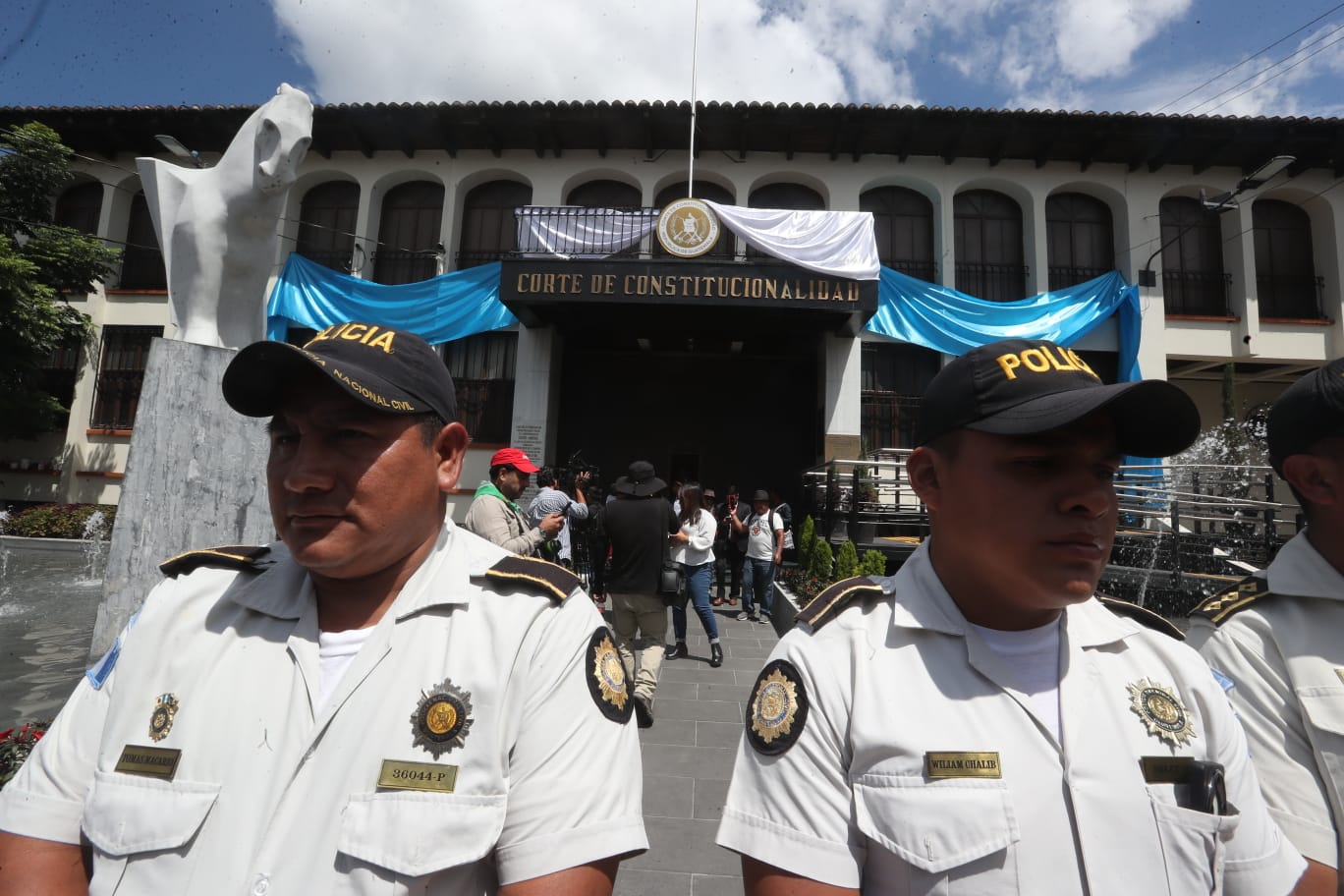 Las acciones contra el proceso electoral han generado acciones legales y protestas en la Corte de Constitucionalidad. (Foto Prensa Libre: Juan Diego González)