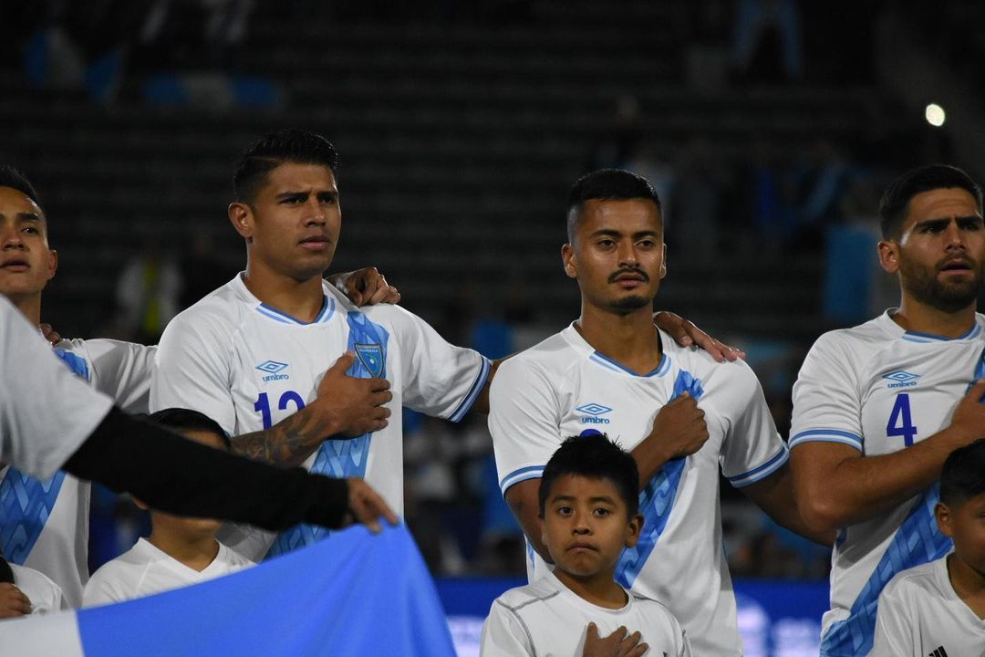 El defensa de la Selección Nacional, Matan Peleg, durante el último partido que jugó a las órdenes de Luis Fernando Tena en noviembre de 2022. (Foto Prensa Libre: @matan_peleg93)