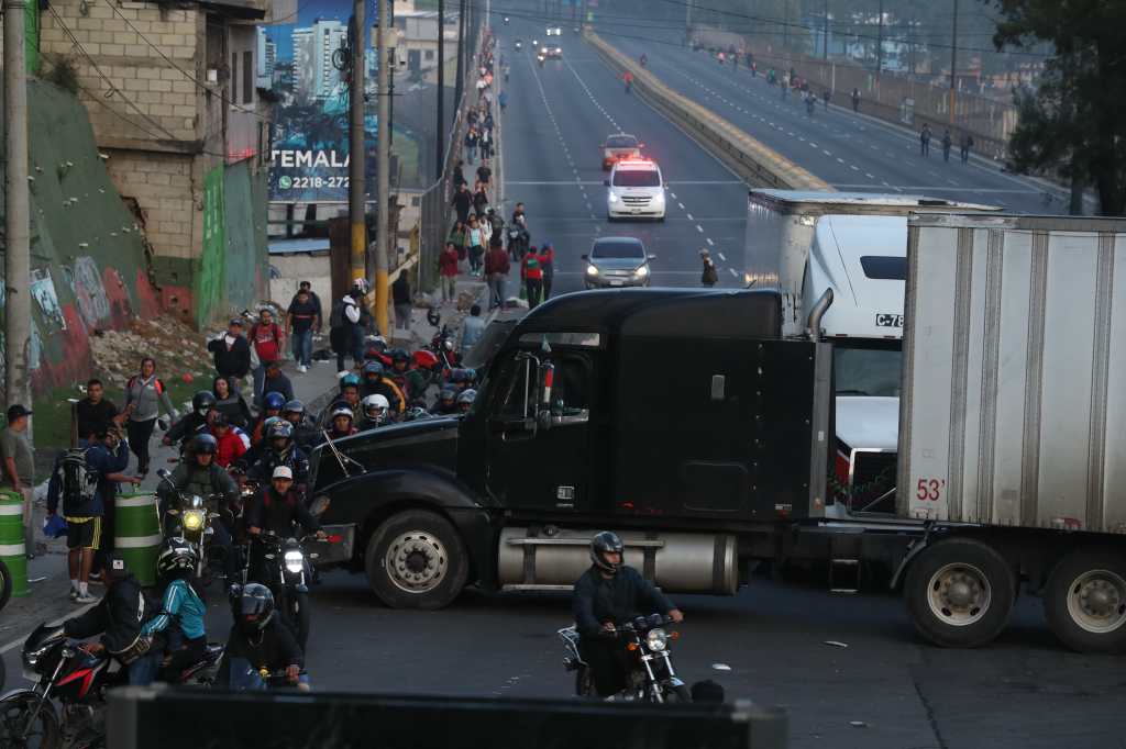 Bloqueos Guatemala puente El Incienso (2)