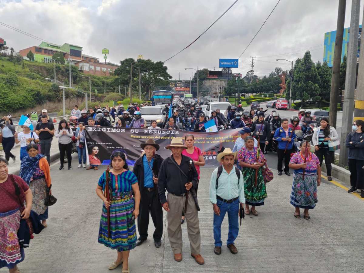 Además, sectores empresariales pidieron a la CC que resuelva el recurso planteado por el TSE porque la situación que se vive gira alrededor de esa decisión.