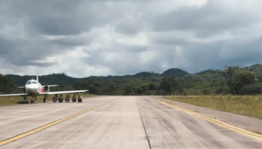 Los aeropuertos y aeródromos internos mostraron limitaciones en los días de bloqueos, en octubre. (Foto Prensa Libre: Hemeroteca)