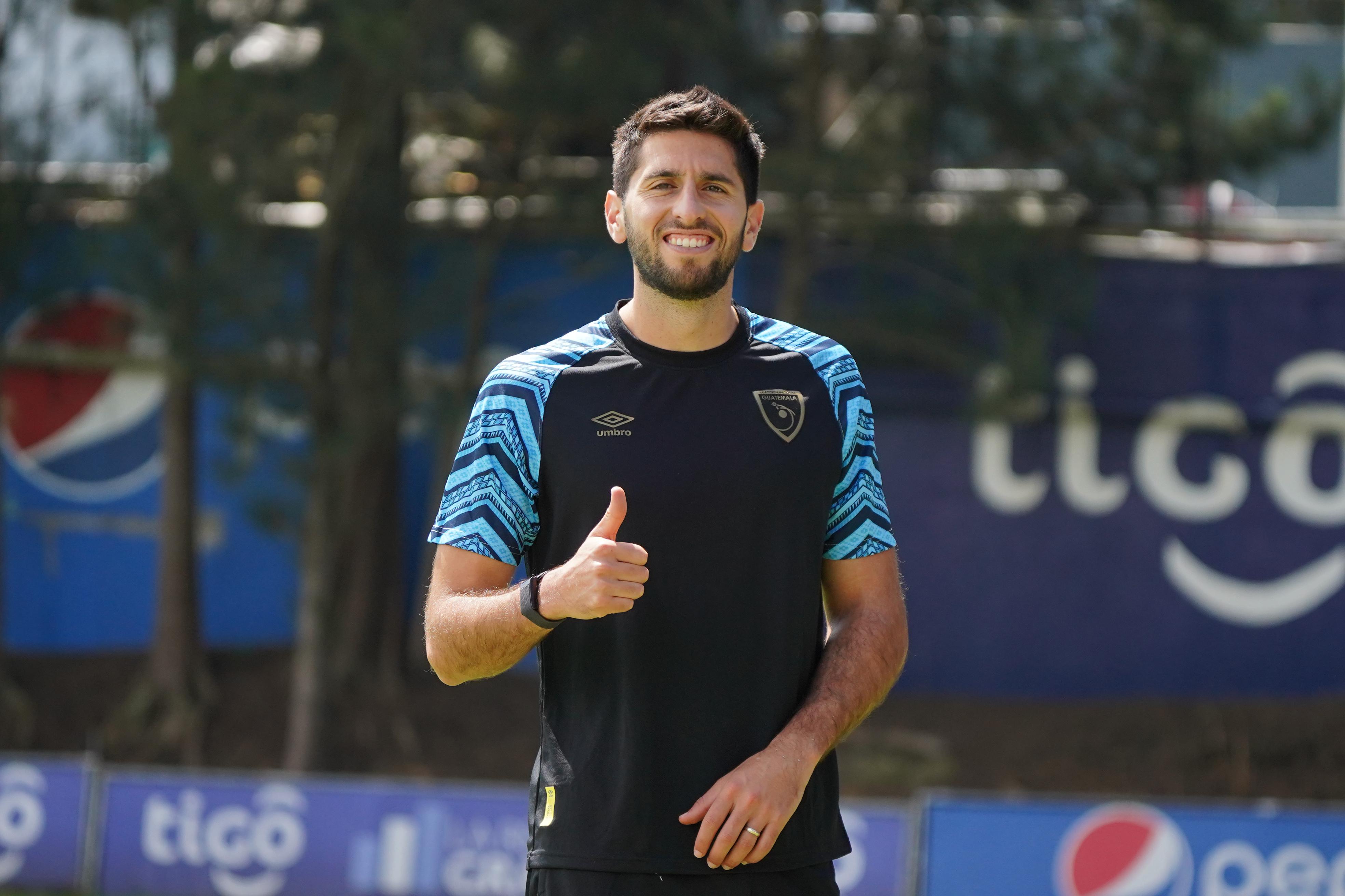 El defensa de la Selección Nacional, Nicolás Samayoa, se integró ya al plantel de Luis Fernando Tena en el Centro de Alto Rendimiento tras volver de Rumania. (Foto Prensa Libre: Fedefutbol)