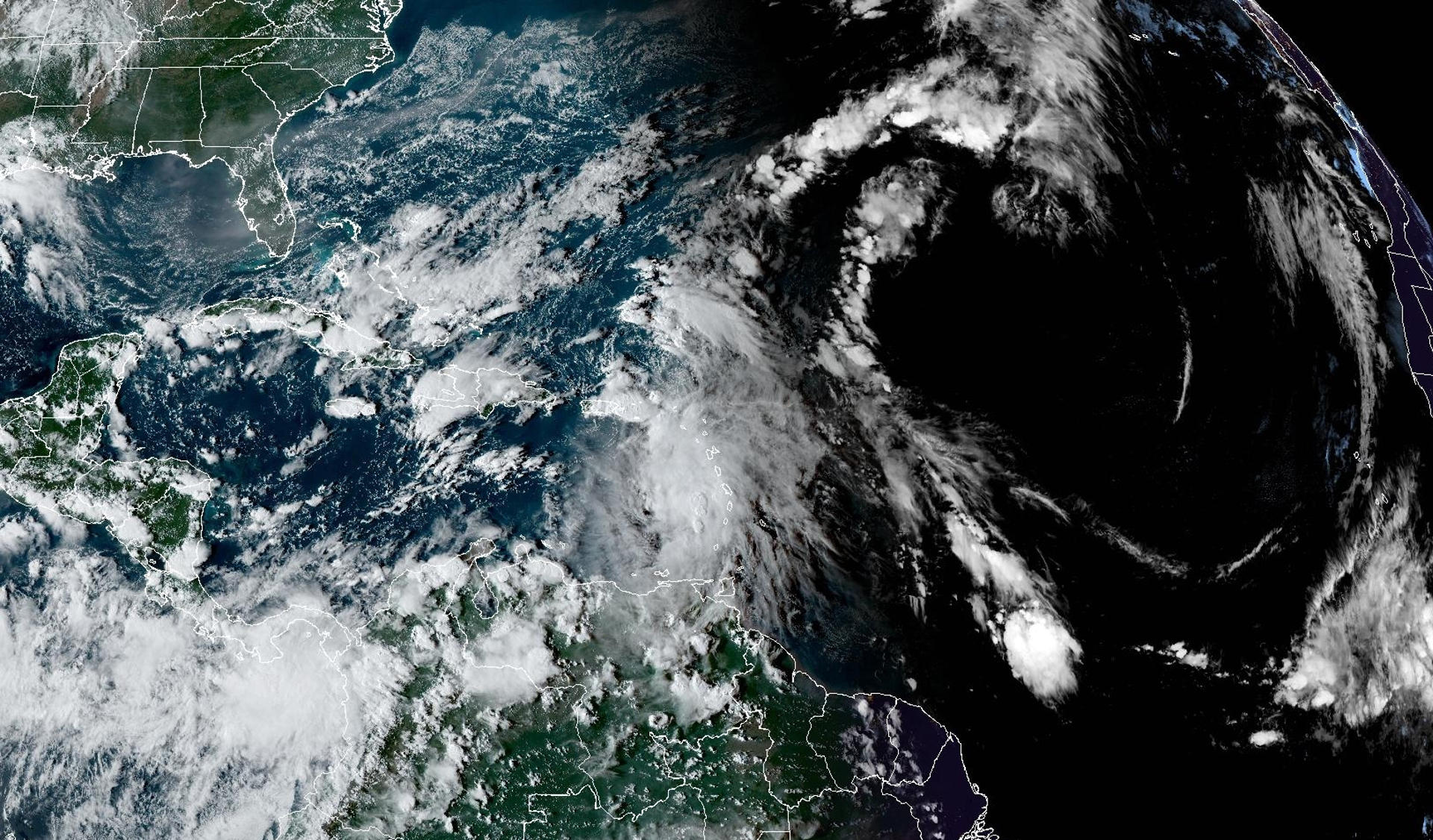 tormenta tropical Philippe