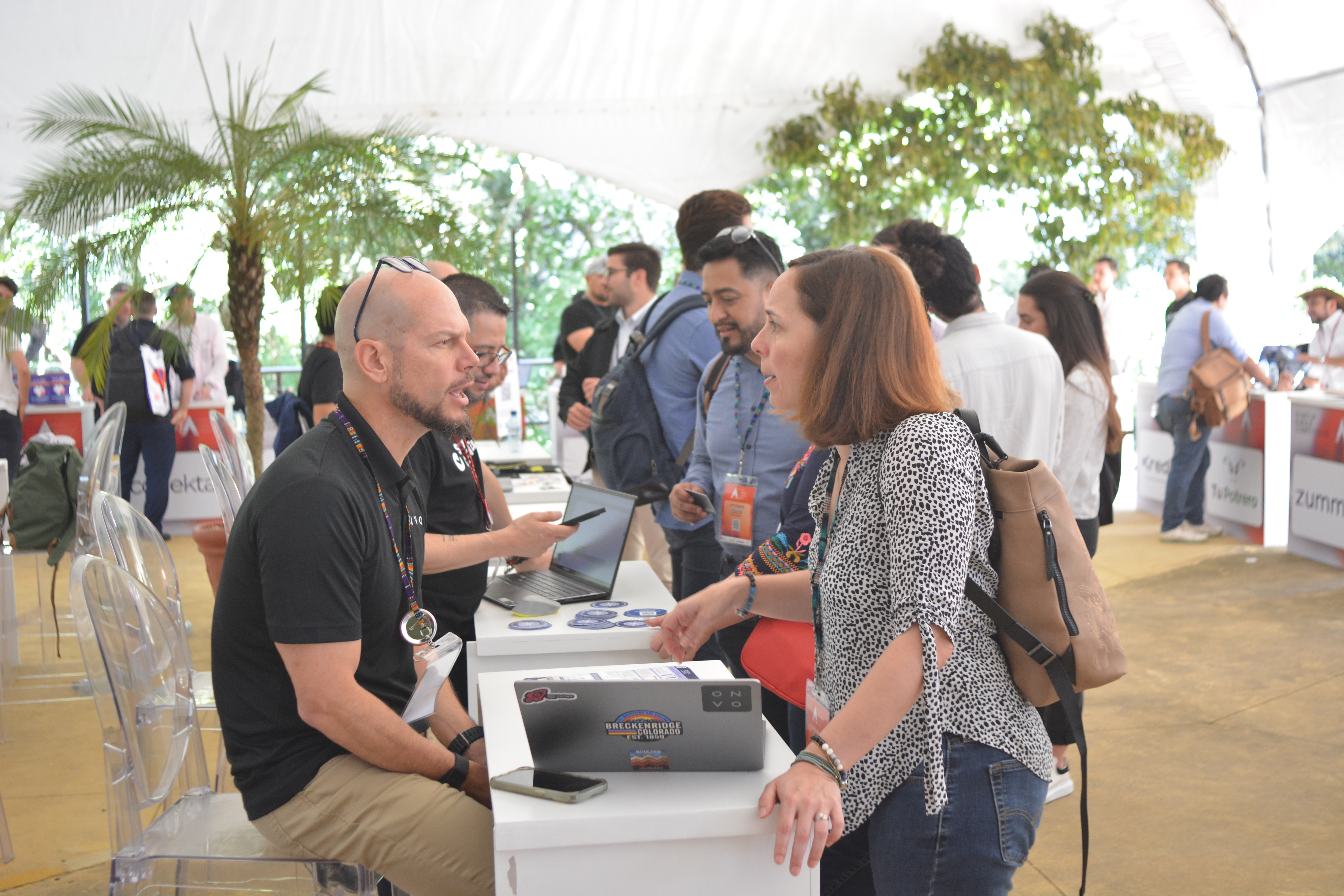 Volcano Summit congrega emprendedores de la región y premiará las ideas más innovadoras este lunes