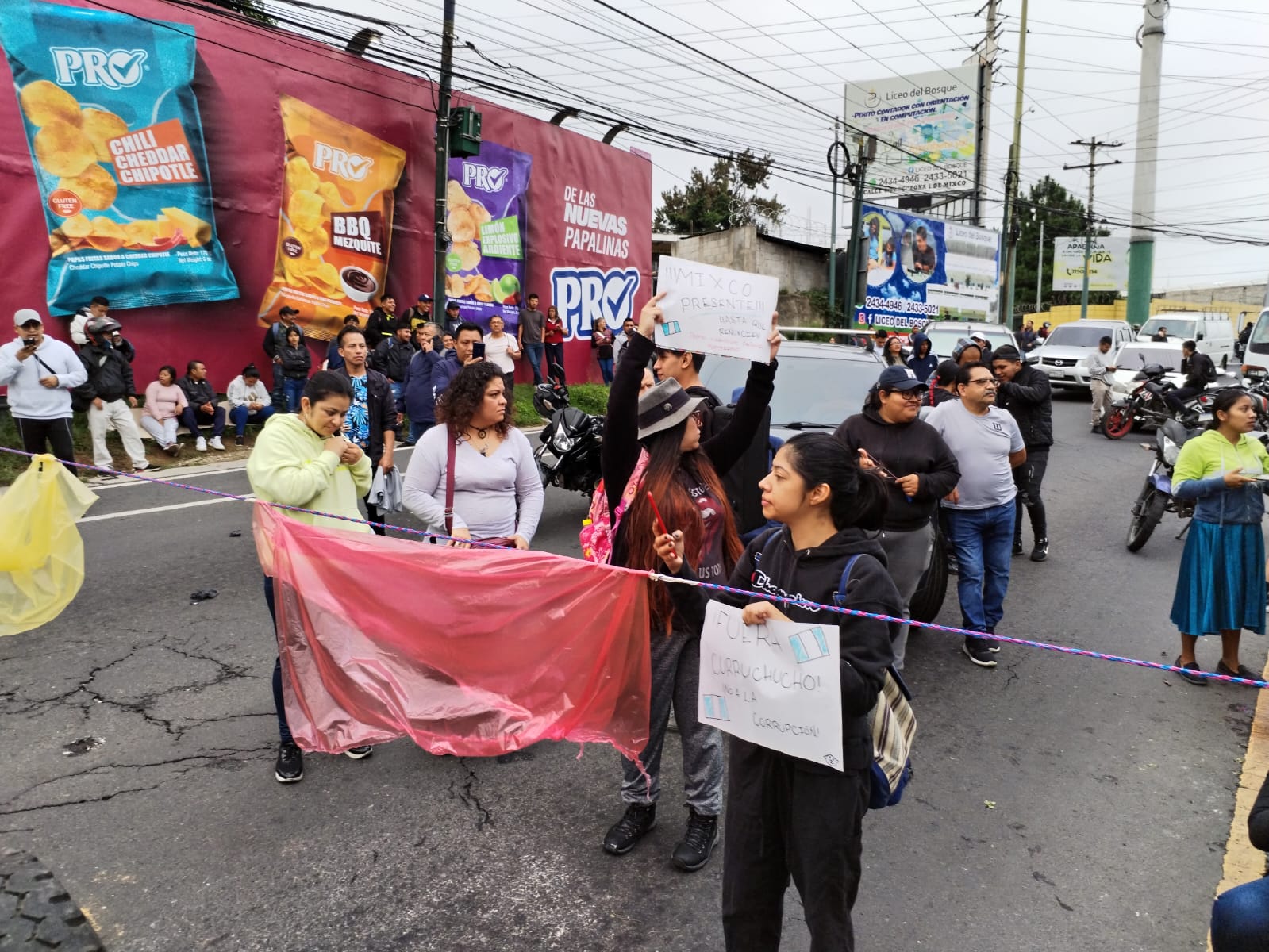 Fotos: Así transcurre la jornada de bloqueos en el departamento de Guatemala el 9 de octubre de 2023'