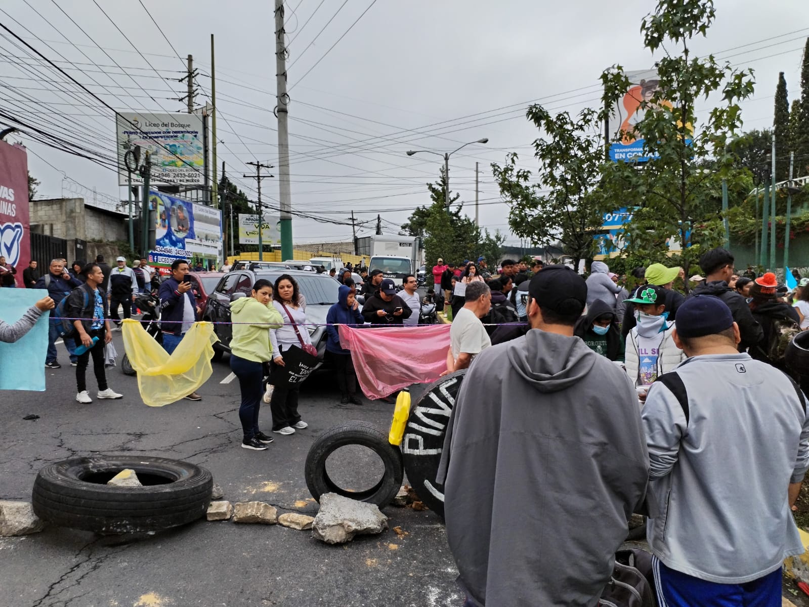 Fotos: Así transcurre la jornada de bloqueos en el departamento de Guatemala el 9 de octubre de 2023'