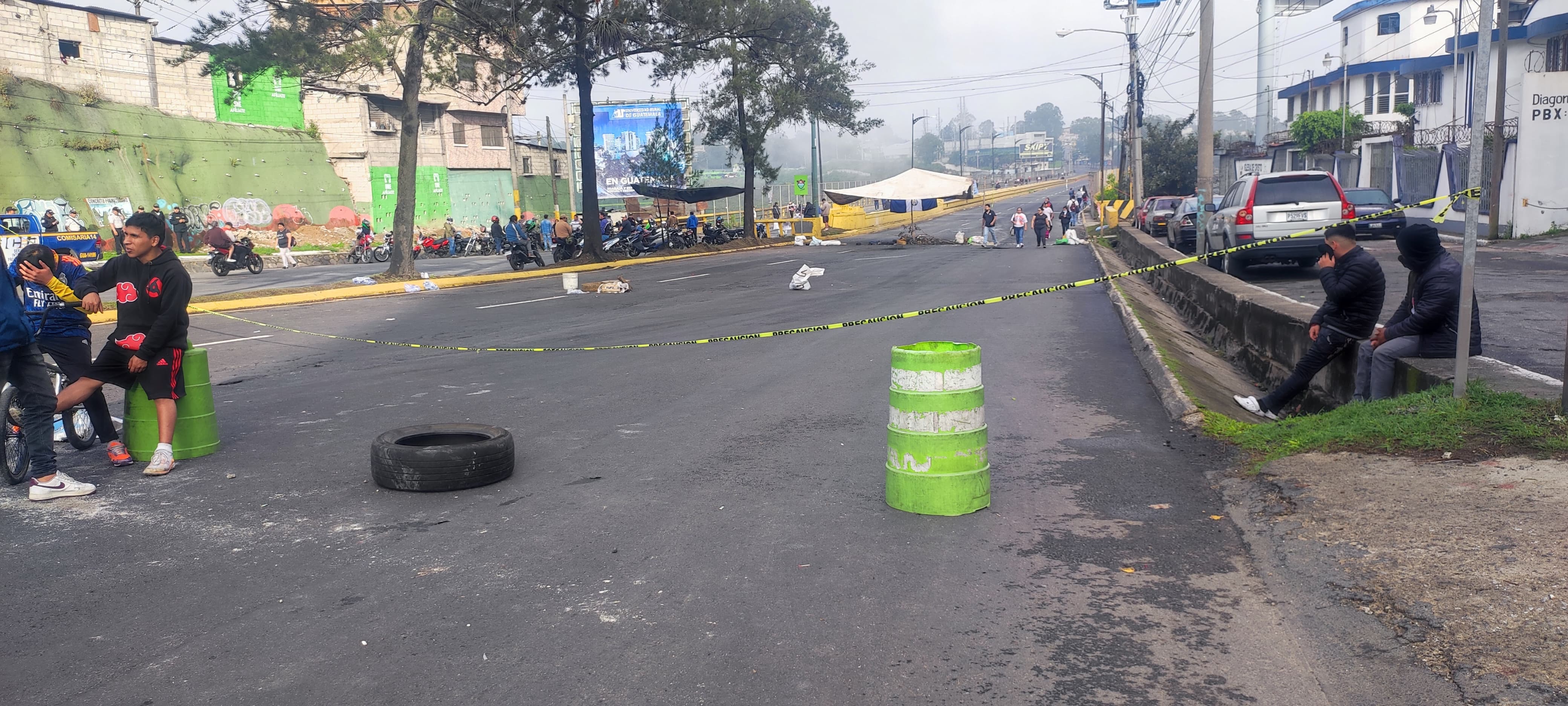 Fotos: Así transcurre la jornada de bloqueos en el departamento de Guatemala el 10 de octubre de 2023 tras 9 días de protestas'