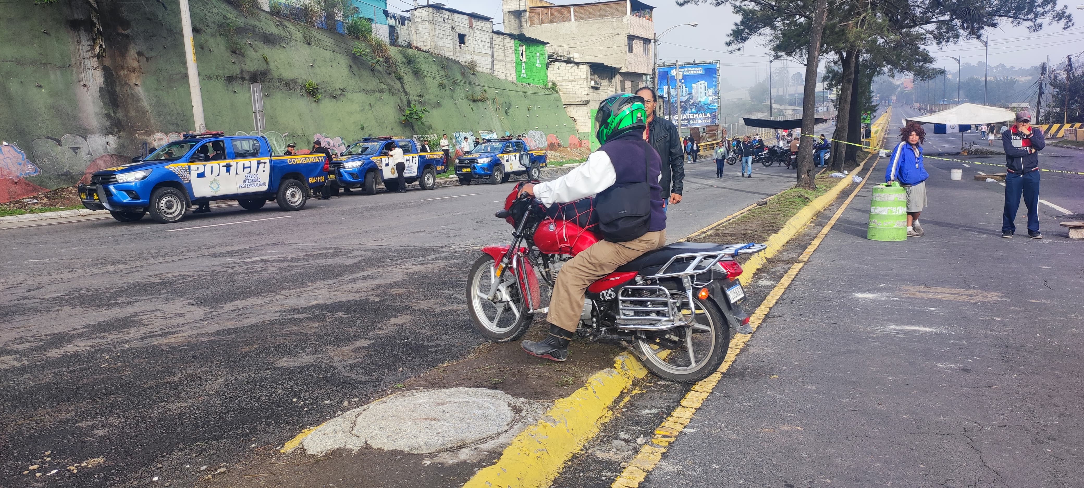 Fotos: Así transcurre la jornada de bloqueos en el departamento de Guatemala el 10 de octubre de 2023 tras 9 días de protestas'