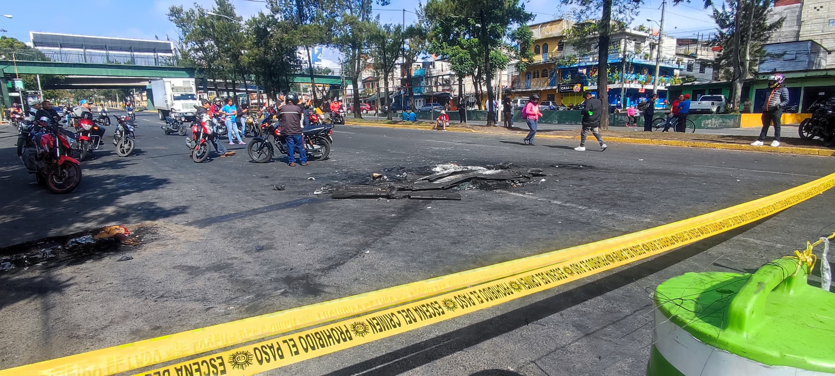 Fotos: Así transcurre la jornada de bloqueos en el departamento de Guatemala el 10 de octubre de 2023 tras 9 días de protestas'