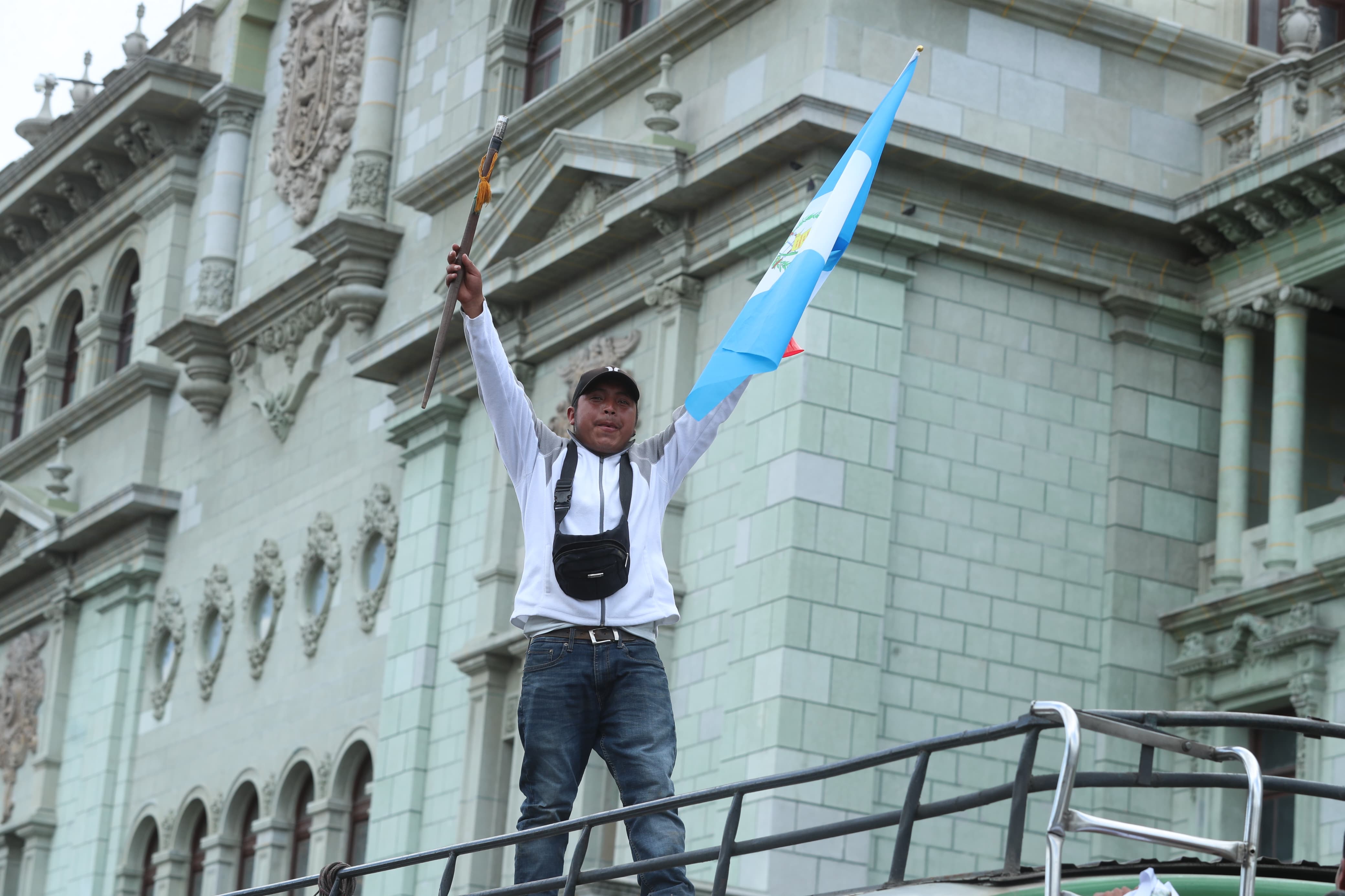 Fotos: Así transcurre la jornada de bloqueos en el departamento de Guatemala el 10 de octubre de 2023 tras 9 días de protestas'