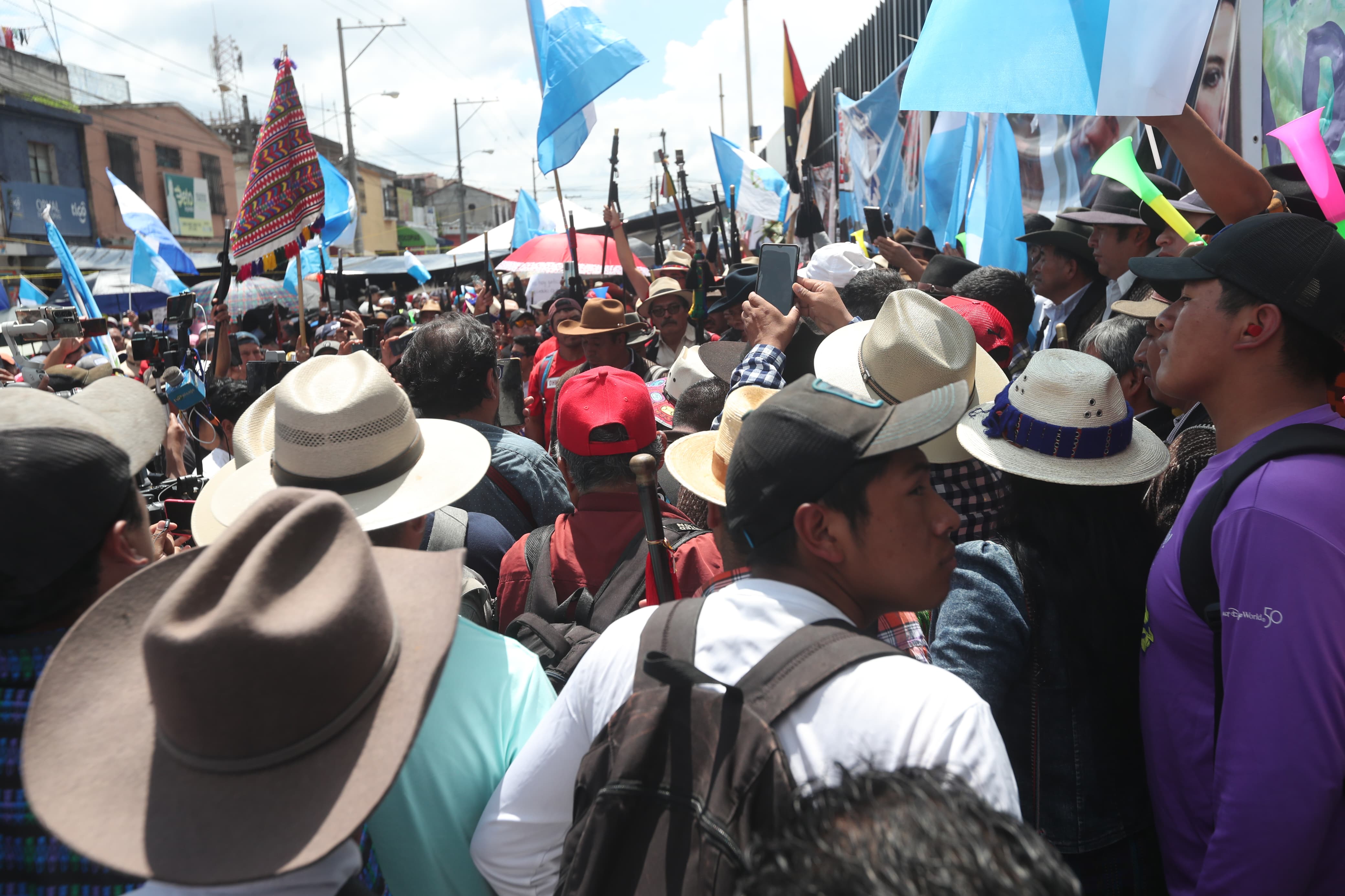 Fotos: Así transcurre la jornada de bloqueos en el departamento de Guatemala el 10 de octubre de 2023 tras 9 días de protestas'