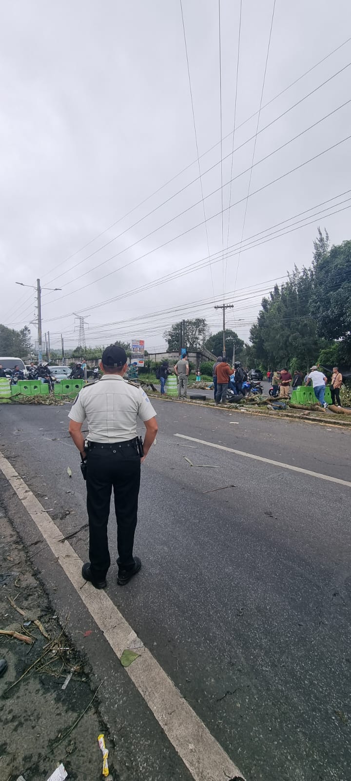 Fotos: Así transcurre el décimo día de bloqueos en el departamento de Guatemala este 11 de octubre de 2023'