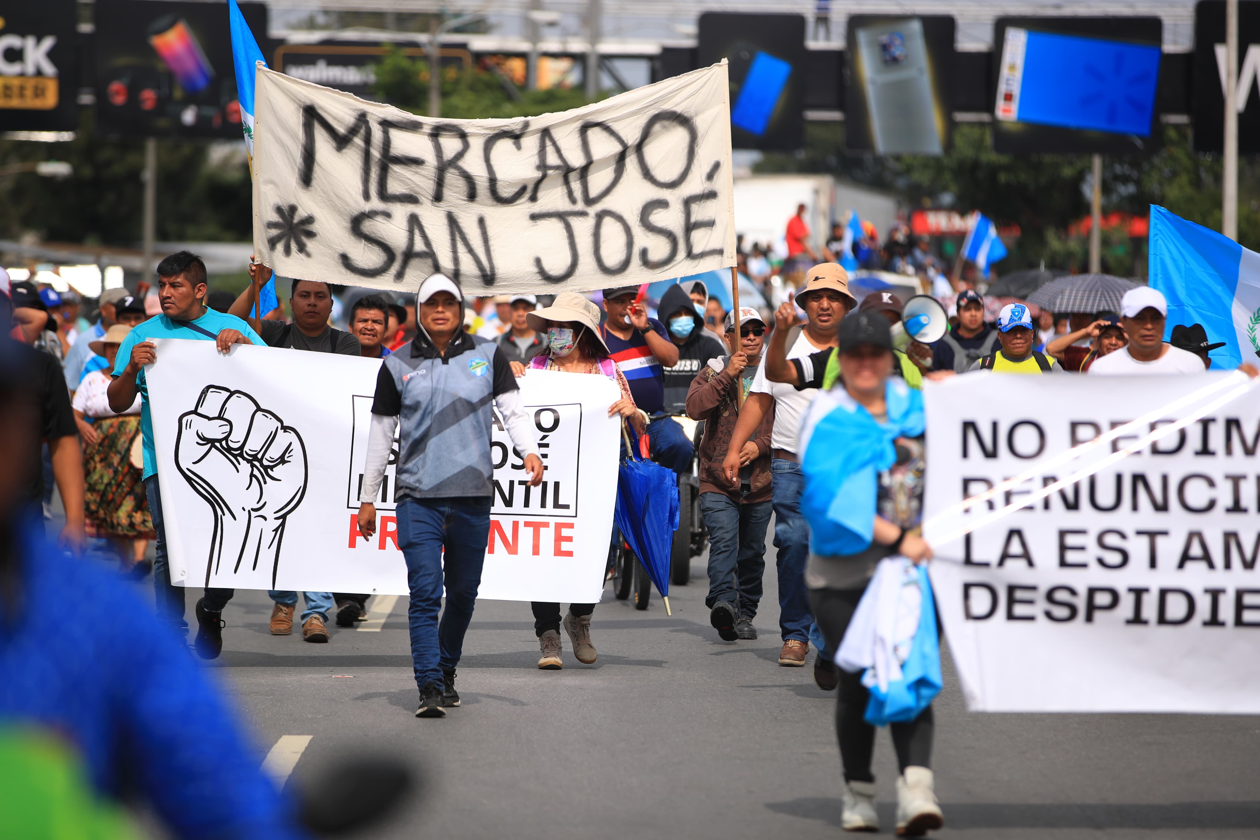 Fotos: Así transcurre la jornada onceava de bloqueos en Guatemala en este 12 de octubre de 2023'