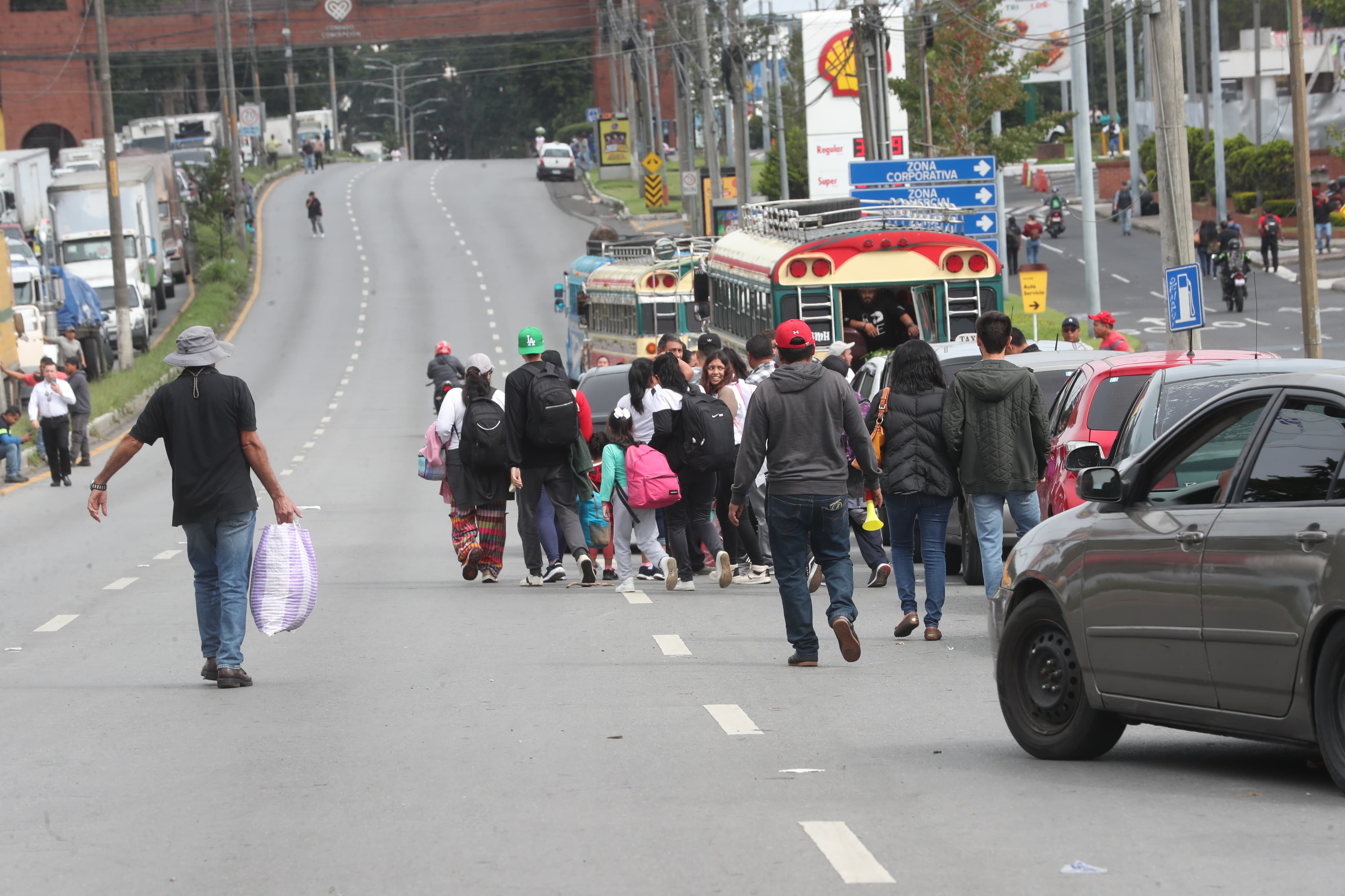 Fotos: Así transcurre la jornada onceava de bloqueos en Guatemala en este 12 de octubre de 2023'