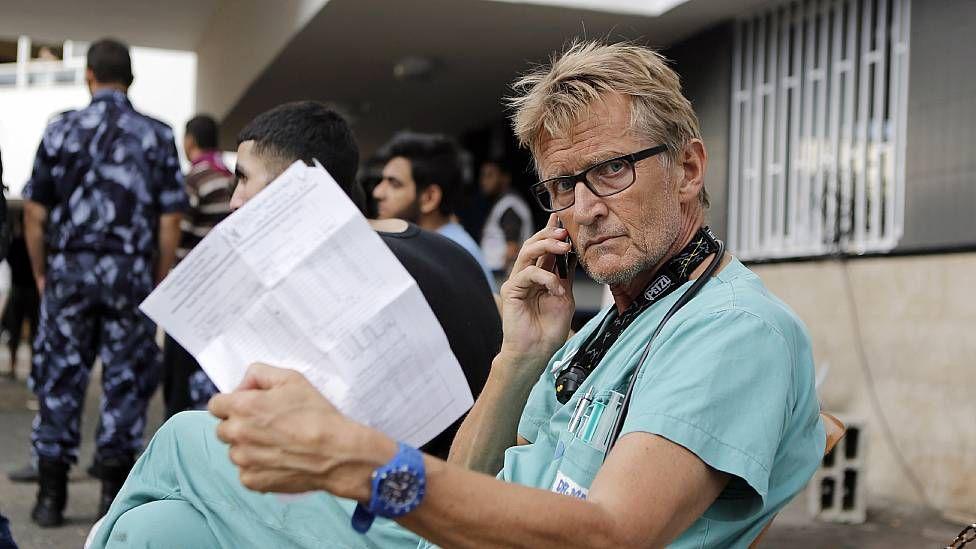 En el hospital Al Shifa en 2014. Gilbert es profesor de medicina de emergencia en el Hospital Universitario del Norte de Noruega.