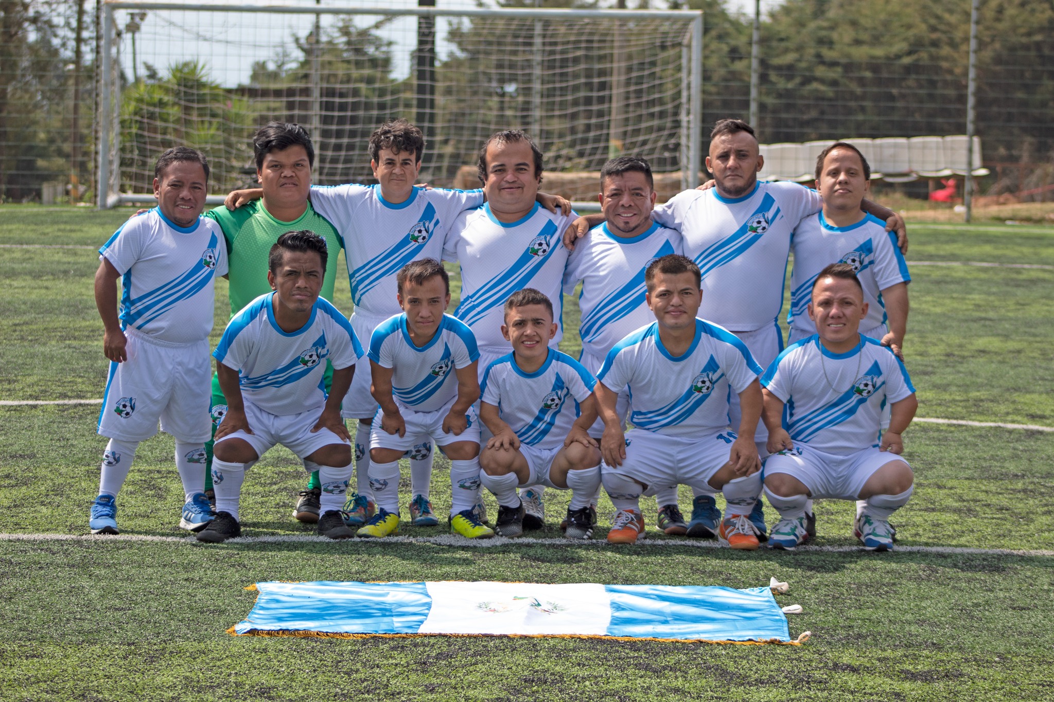 El seleccionado nacional han hecho grandes esfuerzos para poder competir a nivel internacional. (Foto Prensa Libre: Selección Talla Baja)