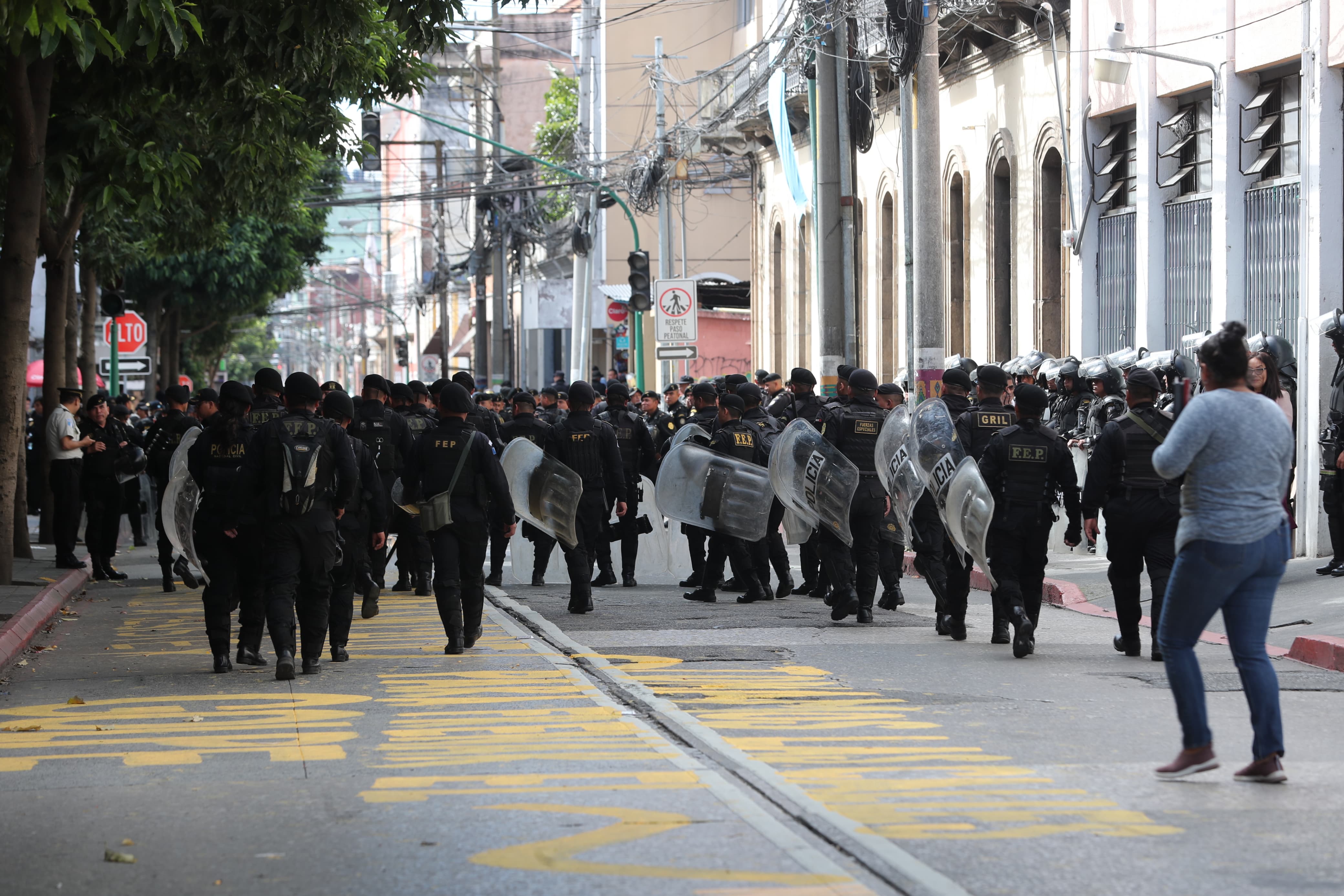 Guatemala corre el riesgo de recibir sanciones comerciales, aparte de que se están perdiendo oportunidades de inversión y de producción en el marco del nearshoring, según AmCham. (Foto Prensa Libre: Juan Diego González) 