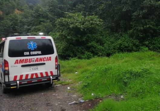 Bebé encontrado entre matorrales en aldea de Cobán