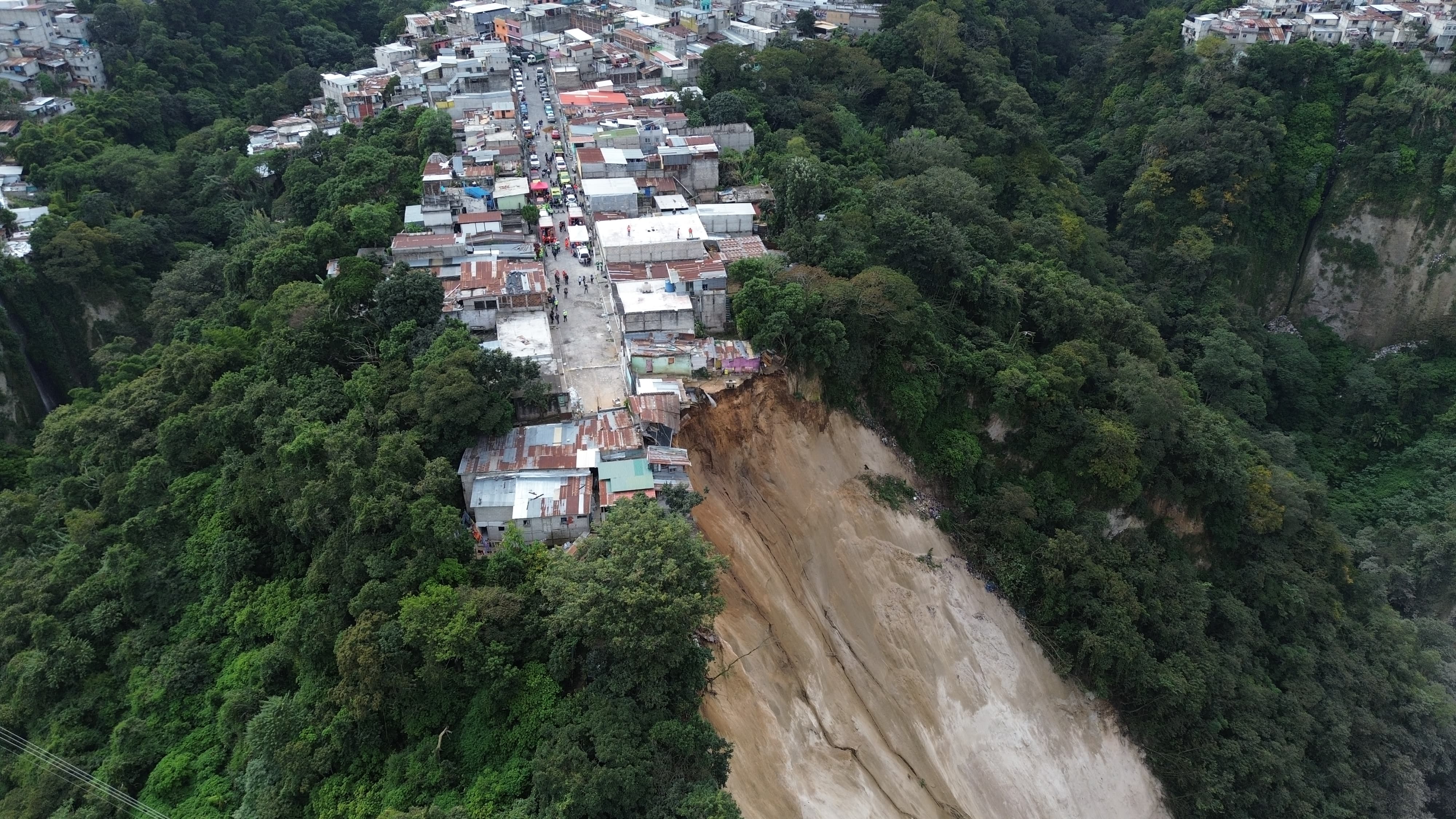 DERRUMBE EN LA ZONA 3