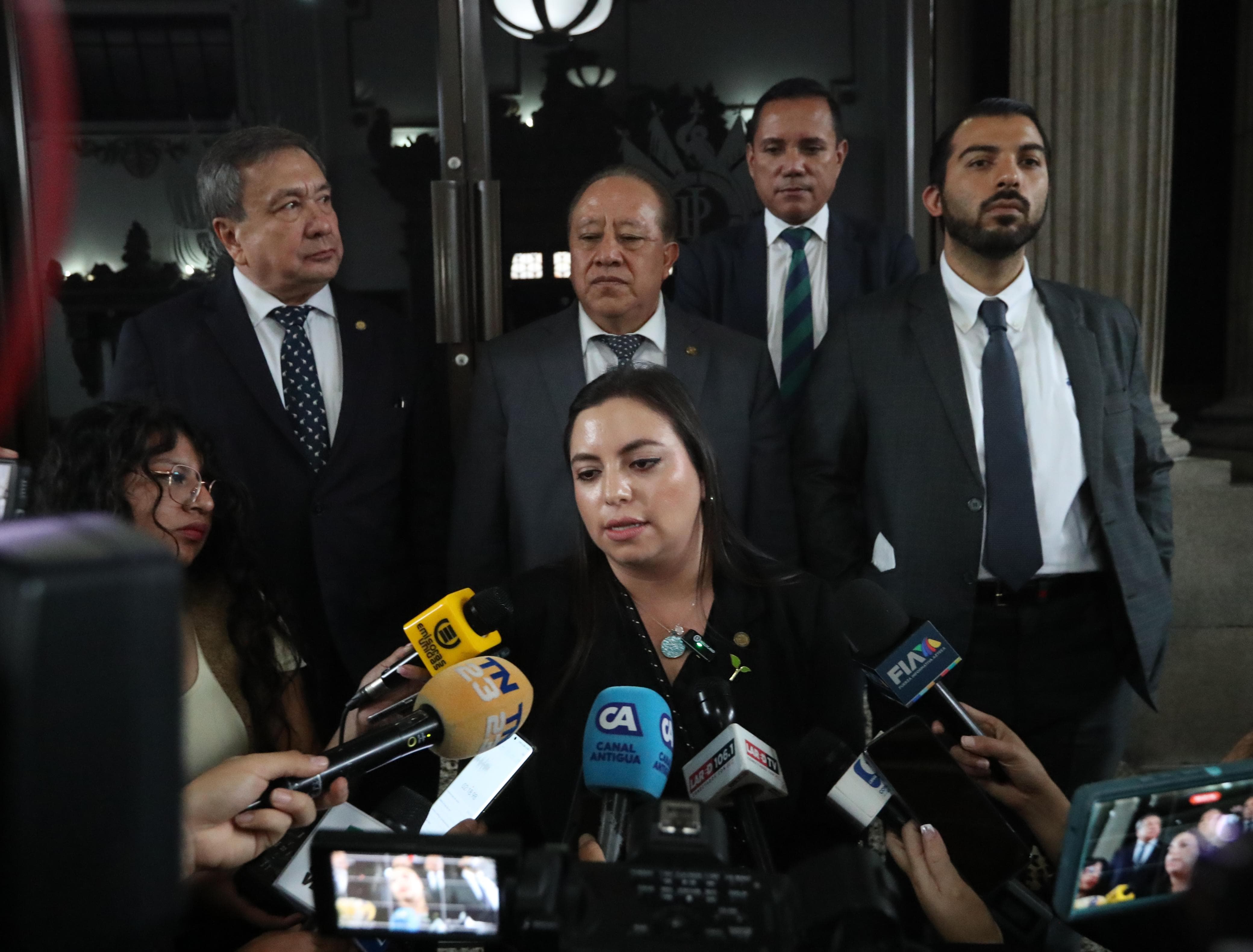 La diputada Andrea Villagrán, del partido Bienestar Nacional, y reelecta con el Movimiento Semilla, presidirá la comisión pesquisidora que conocerá el antejuicio contra el vicepresidente, Guillermo Castillo. (Foto Prensa Libre: María René Barrientos).