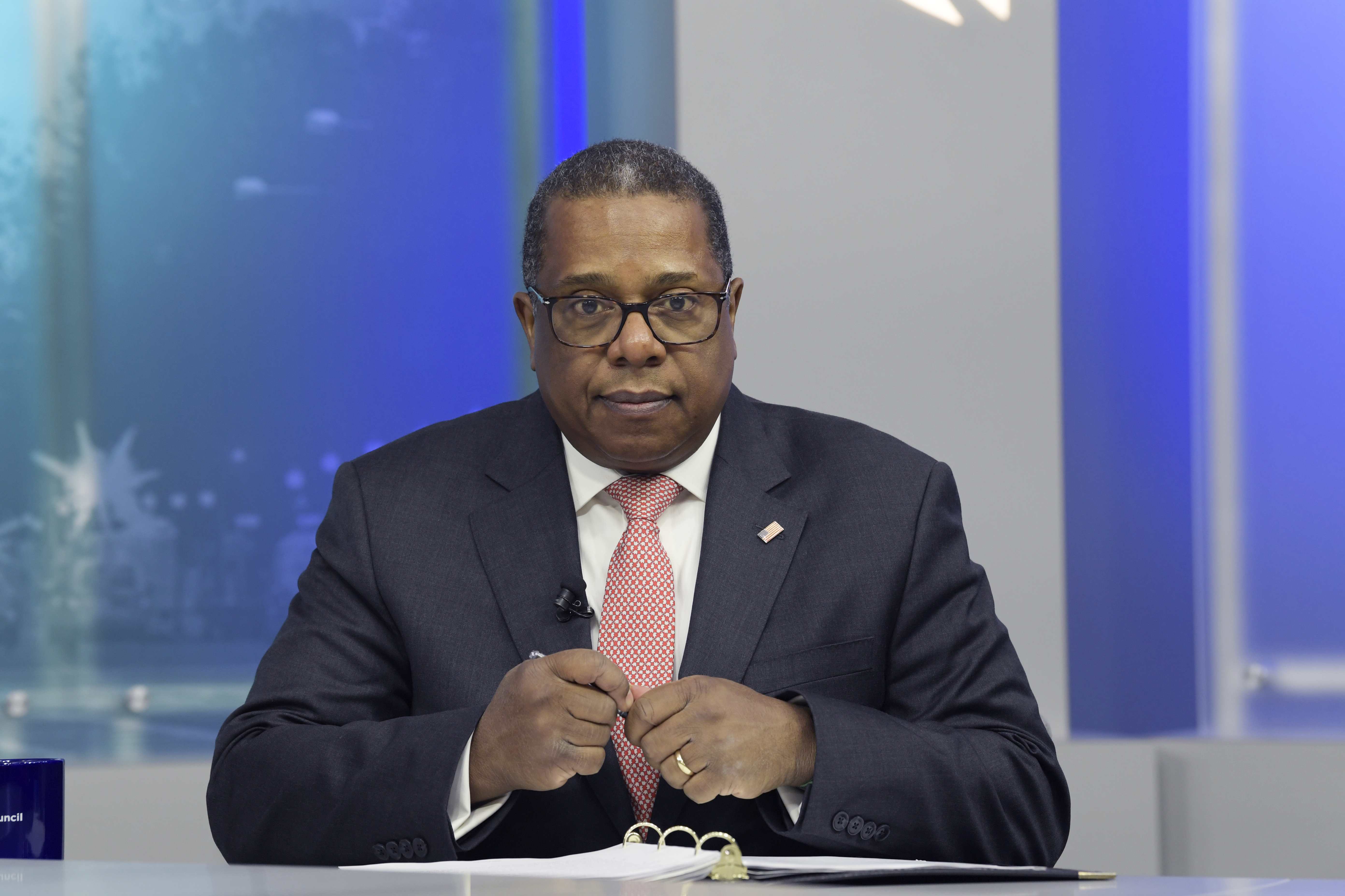 El secretario adjunto del Departamento de Estado para América Latina, Brian Nichols (en una foto de archivo, tomada en diciembre) habló hoy con medios guatemaltecos y agencias de noticias sobre la transición de gobierno en Guatemala. Foto Prensa Libre: EFE)