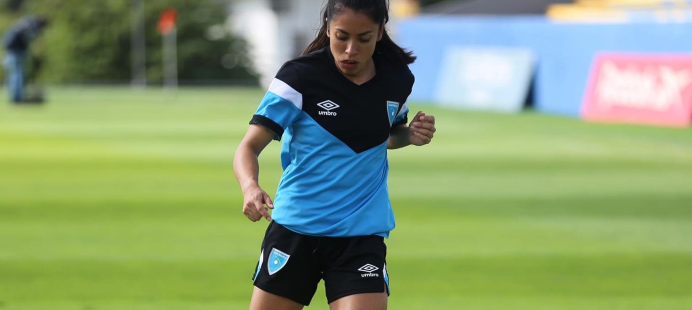 La capitana de la Selección Nacional, Ana Lucía Martínez, durante los entrenamientos previos al cierre de la eliminatoria rumbo a la Copa Oro W. (Foto Prensa Libre: Fedefutbol)