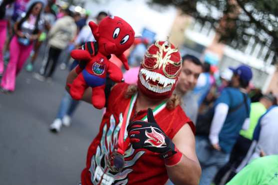 Así vivieron los participantes la edición 66 de la tradicional San Silvestre. (Fotos Prensa Libre: Esbin García)