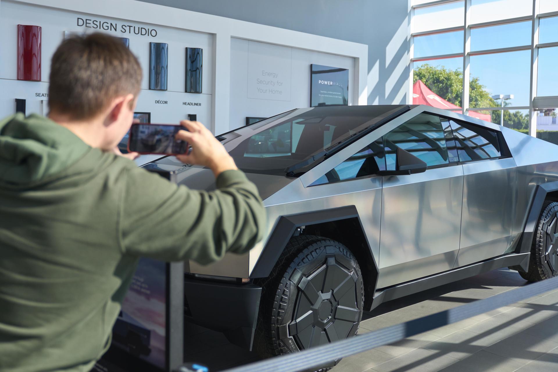 Tesla Cybertruck