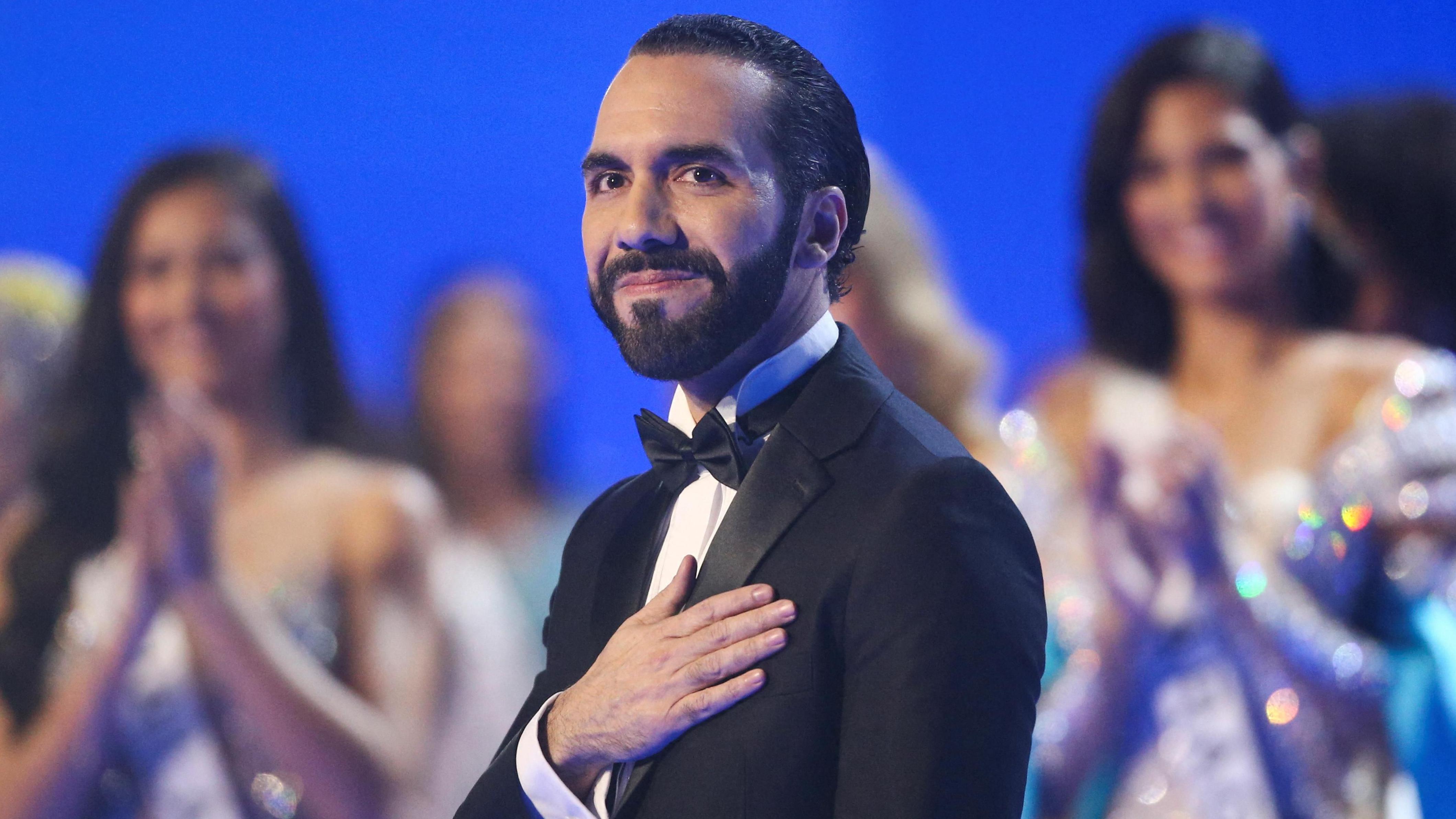 Nayib Bukele estuvo en el concurso de Miss Universo celebrado en El Salvador en noviembre de 2023.