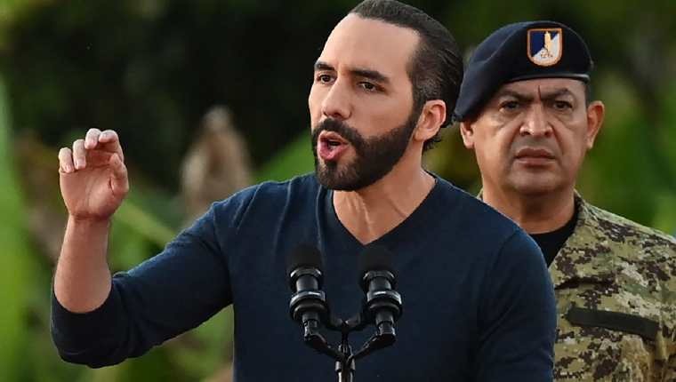 En Guatemala el 19 por ciento de las conversaciones en redes sociales reprueban que Buekele busque la reelección. (Foto Prensa Libre: AFP)