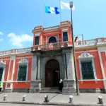 El juez Fredy Orellana le ordenó al TSE que suspenda la personalidad jurídica del partido Movimiento Semilla, del presidente electo Bernardo Arévalo. (Foto: Hemeroteca PL)