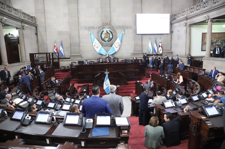 El Congreso está integrado por 38 comisiones de trabajo. Las iniciativas de ley tendrán que ser enviadas a cada una de ellas para su estudio. (Foto Prensa Libre: Congreso)