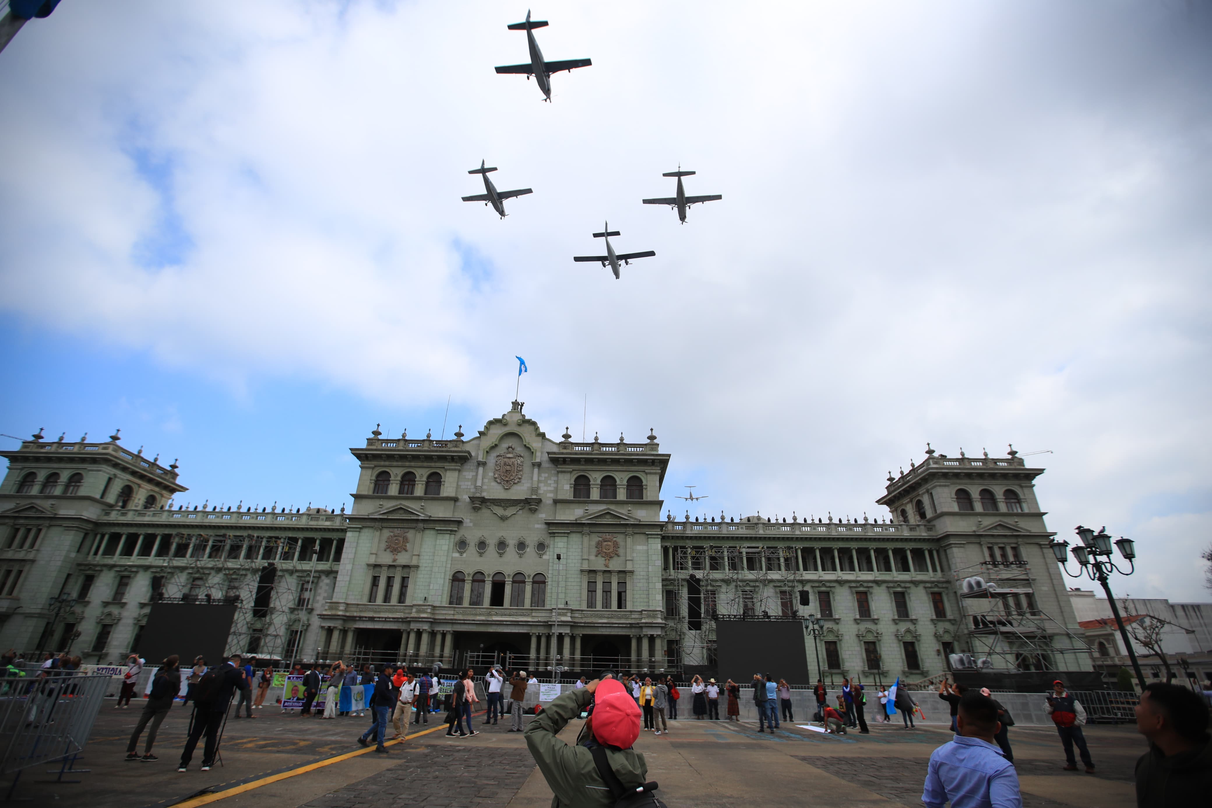 Este domingo 14 de enero del 2024 se lleva a cabo el cambio de gobierno. (Foto Prensa Libre: Carlos Hernández)