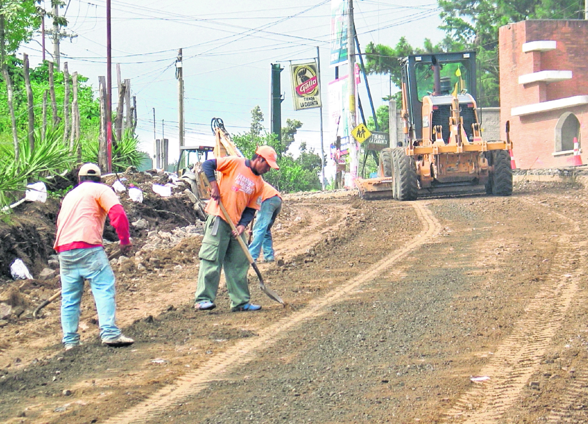 Eligen al equipo que trabajará en el Ministerio de Comunicaciones, Infraestructura y Vivienda, en los cuatro viceministerios. (Foto Prensa Libre: Hemeroteca)