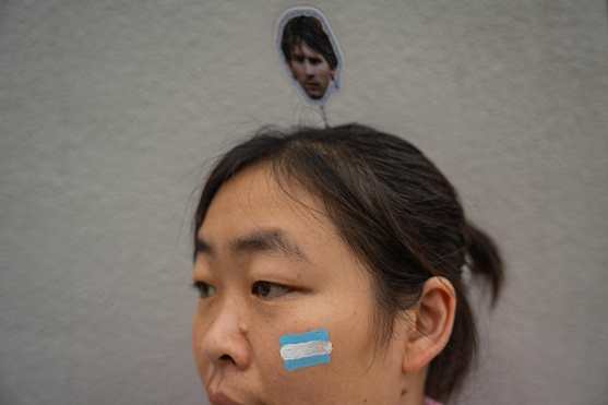 Estas son algunas de las imágenes desde el arribo de Lionel Messi con el Inter Miami a Hong Kong, hasta el partido contra un combinado del país. (Foto Prensa Libre: AFP)